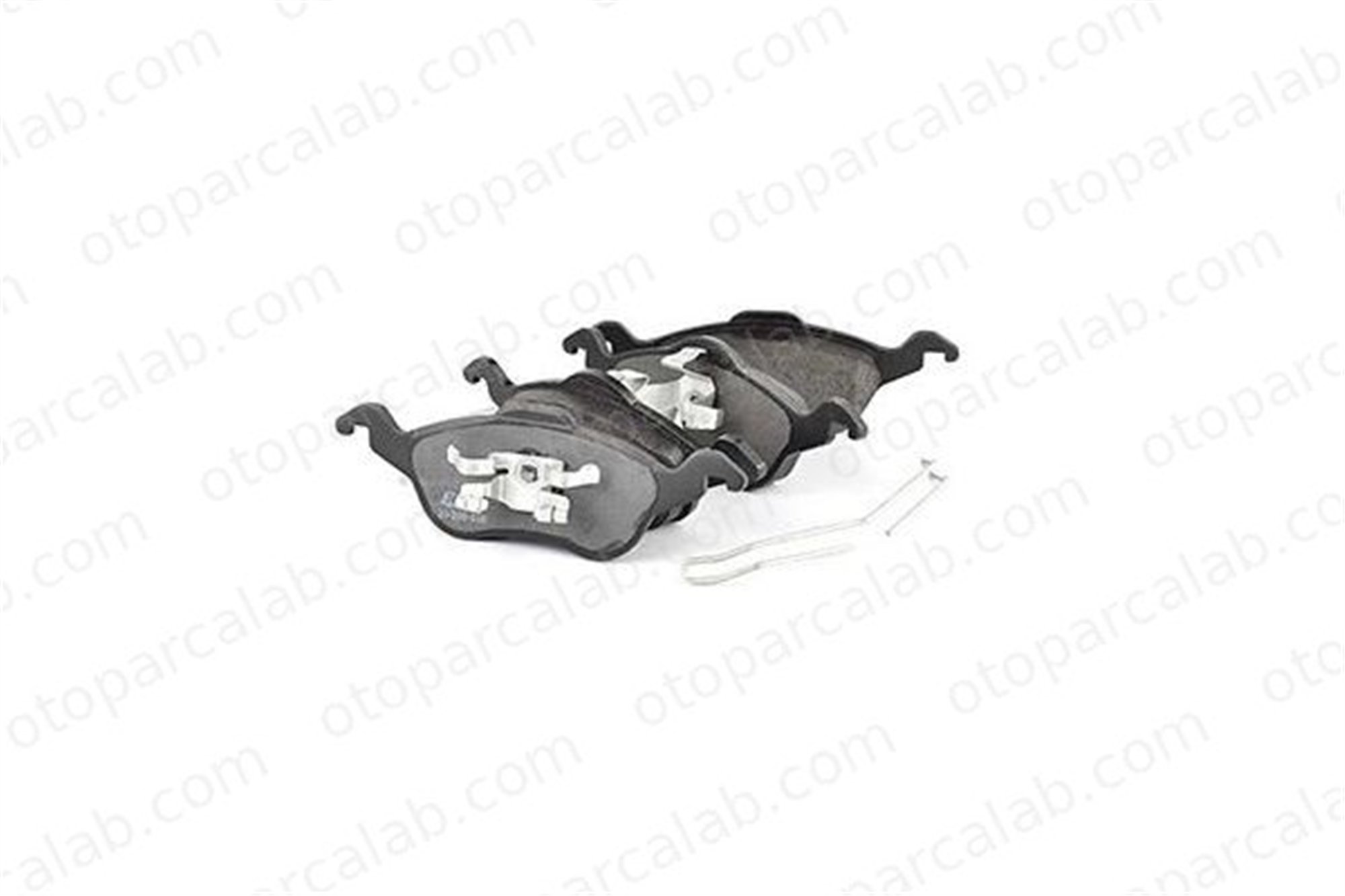 BSG 30-200-018 Fren Disk Balata Ön FORD FOCUS I Turnier FOCUS I ME98AJ2K021AJ 1064230