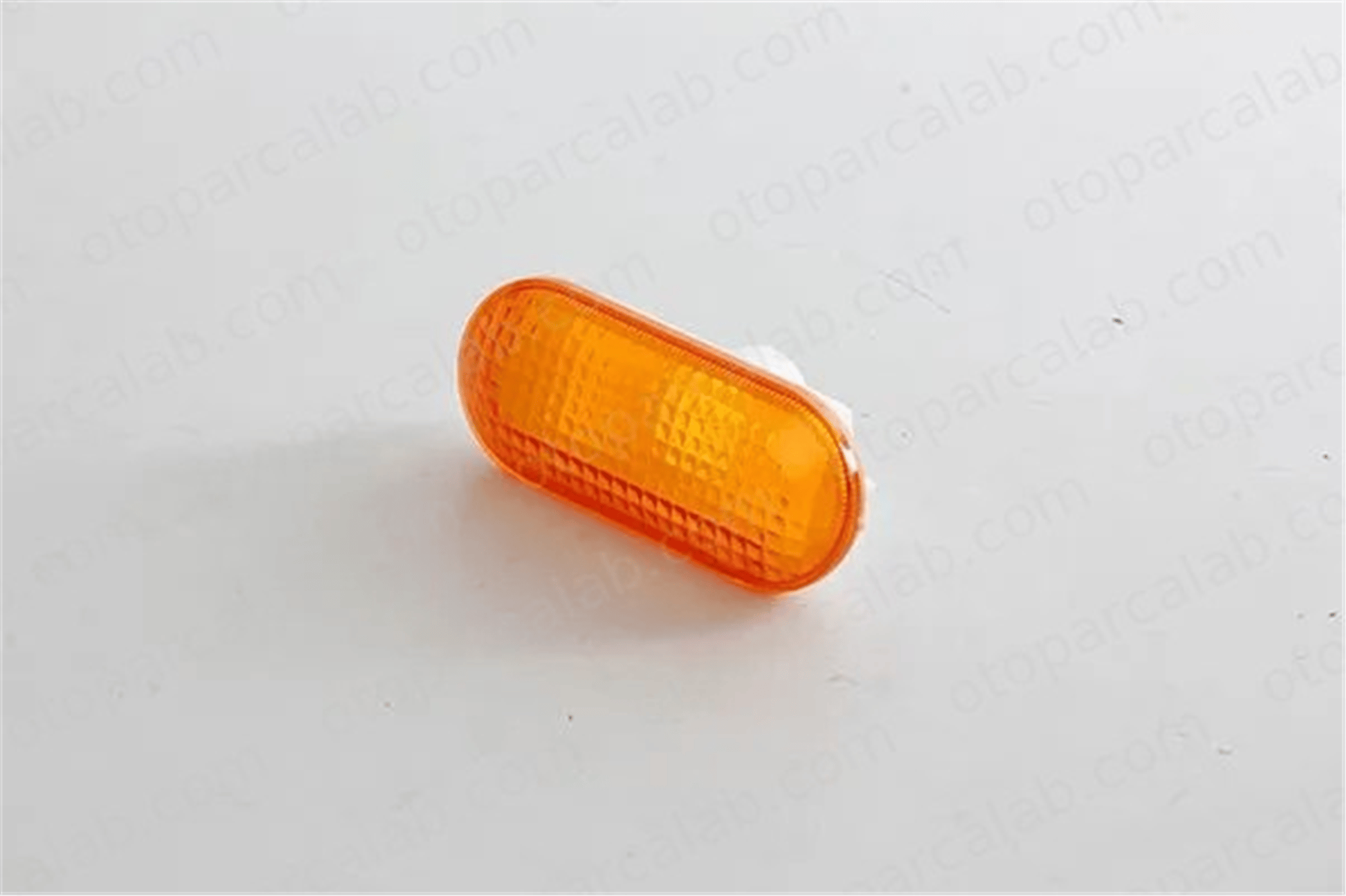 BSG 30-810-048 Çamurluk Sinyali Sağ veya Sol FORD FOCUS C-MAX FIESTA V 2S6A13K354AD 4330748