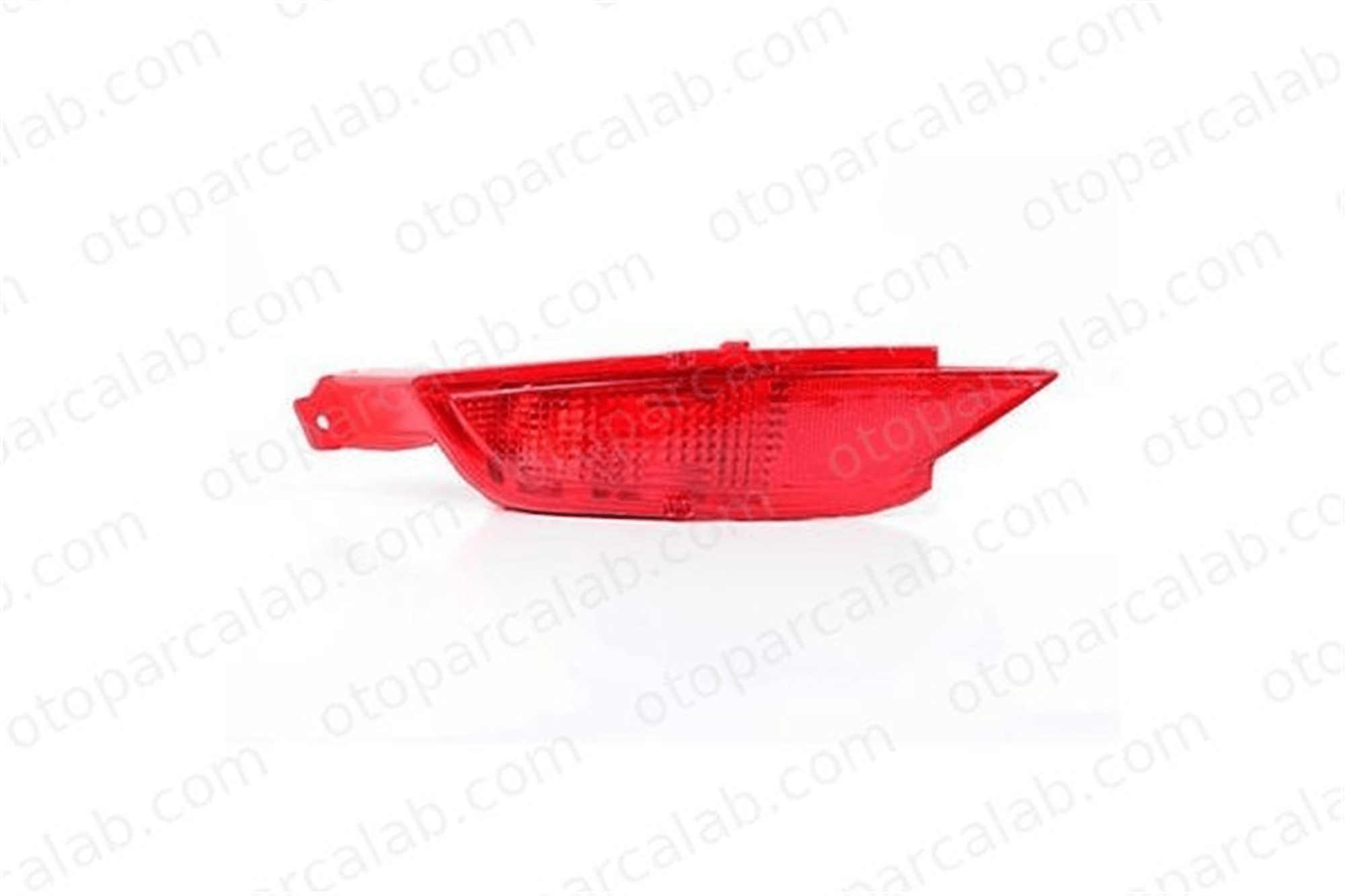 BSG 30-815-007 Sis Farı Arka Sol FORD C-MAX II FIESTA VI 8A6115K273AC 1513159