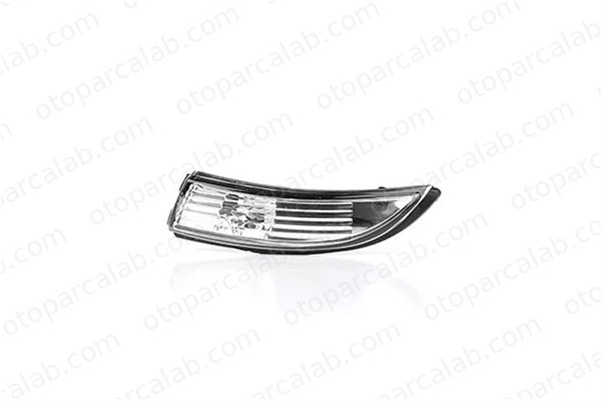 BSG 30-916-005 Dikiz Ayna Sinyali Sağ FORD FIESTA VI B-MAX 8A6113B382AF 1513155