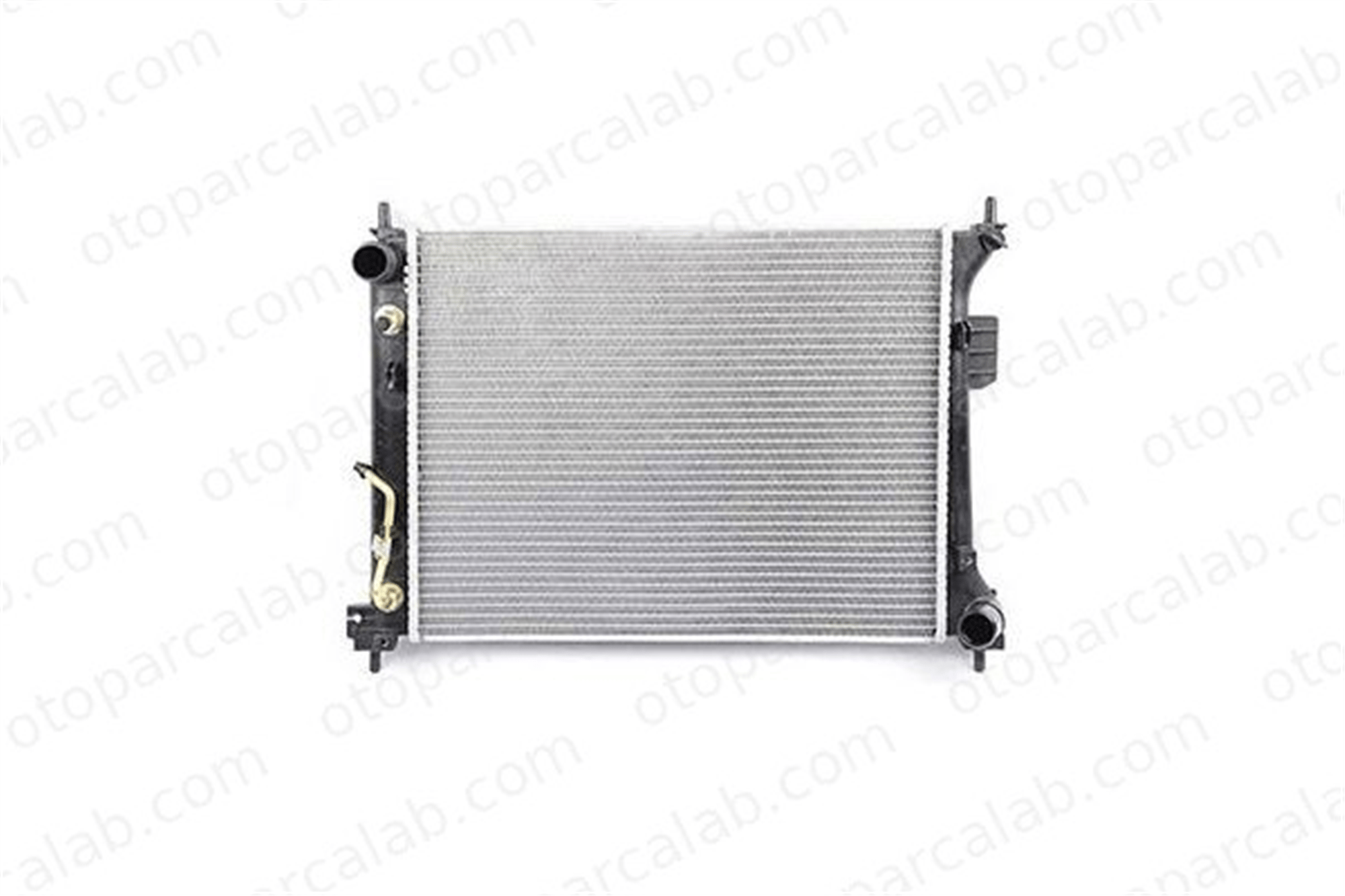 BSG 40-520-032 Su Radyatörü HYUNDAI i20 I 2T148005AD4367089 253101J050