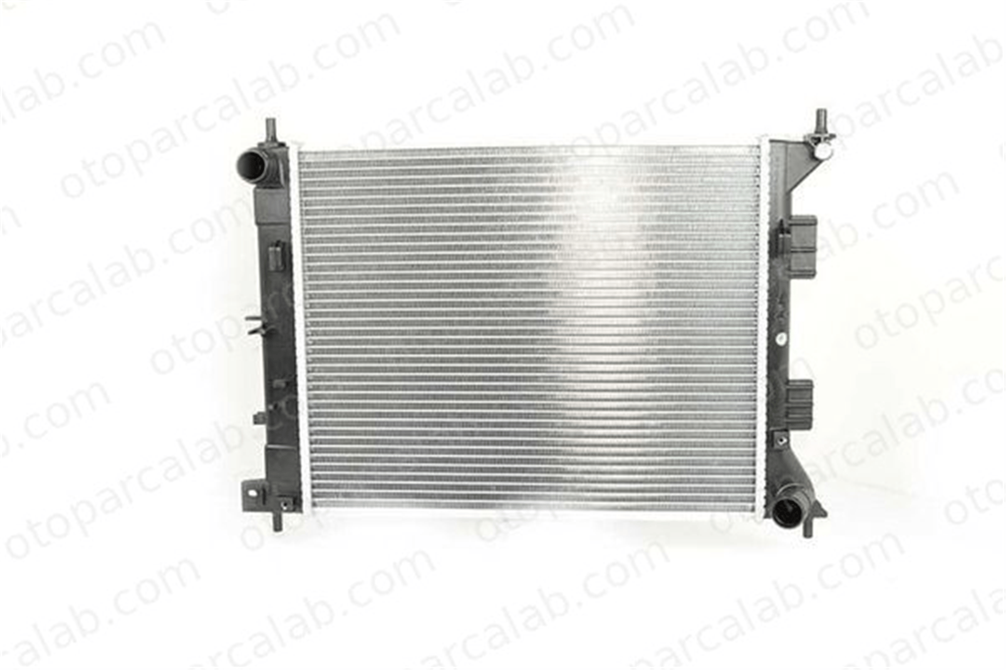 BSG 40-520-046 Su Radyatörü HYUNDAI i30 Coupe KIA CEE'D 764490393435128856016173 0076449 0393435 1288560 16173