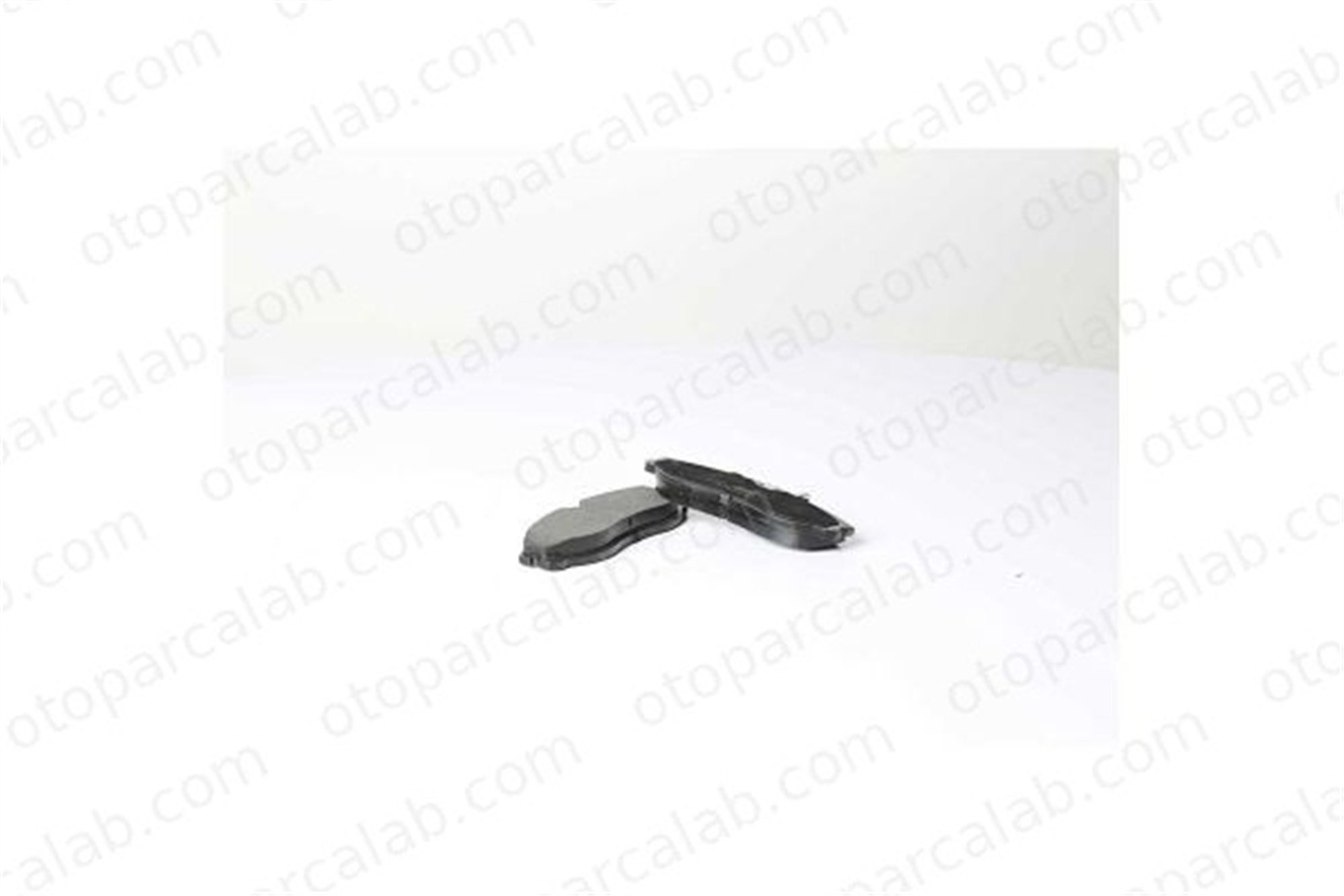 BSG 63-200-001 Fren Disk Balata Ön FORD MAVERICK NISSAN SERENA 410609C526 1954460