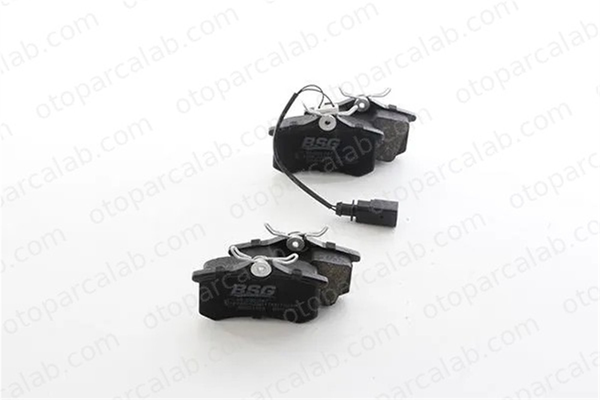 BSG 65-200-047 Fren Disk Balata Arka RENAULT MEGANE II CLIO III 3649110 1631831780