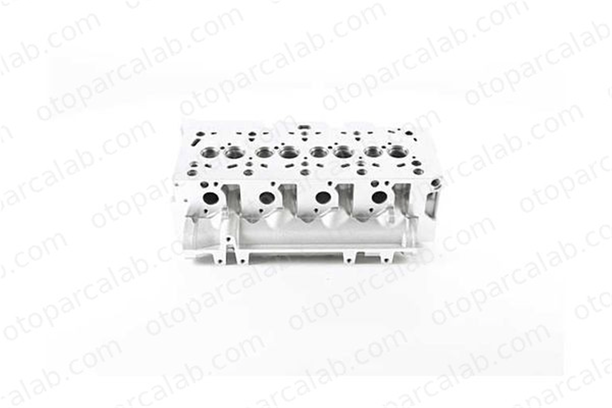 BSG 75-110-002 Silindir Kapağı RENAULT CLIO II KANGOO 110417781R 7701473181