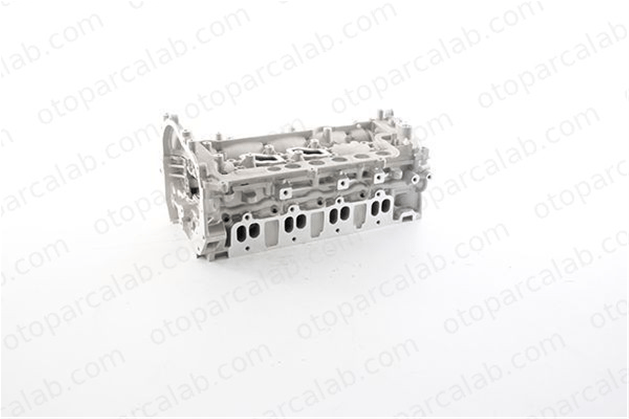 BSG 75-110-009 Silindir Kapağı RENAULT LAGUNA III LAGUNA III Grandtour 7701478149 1104100Q0H
