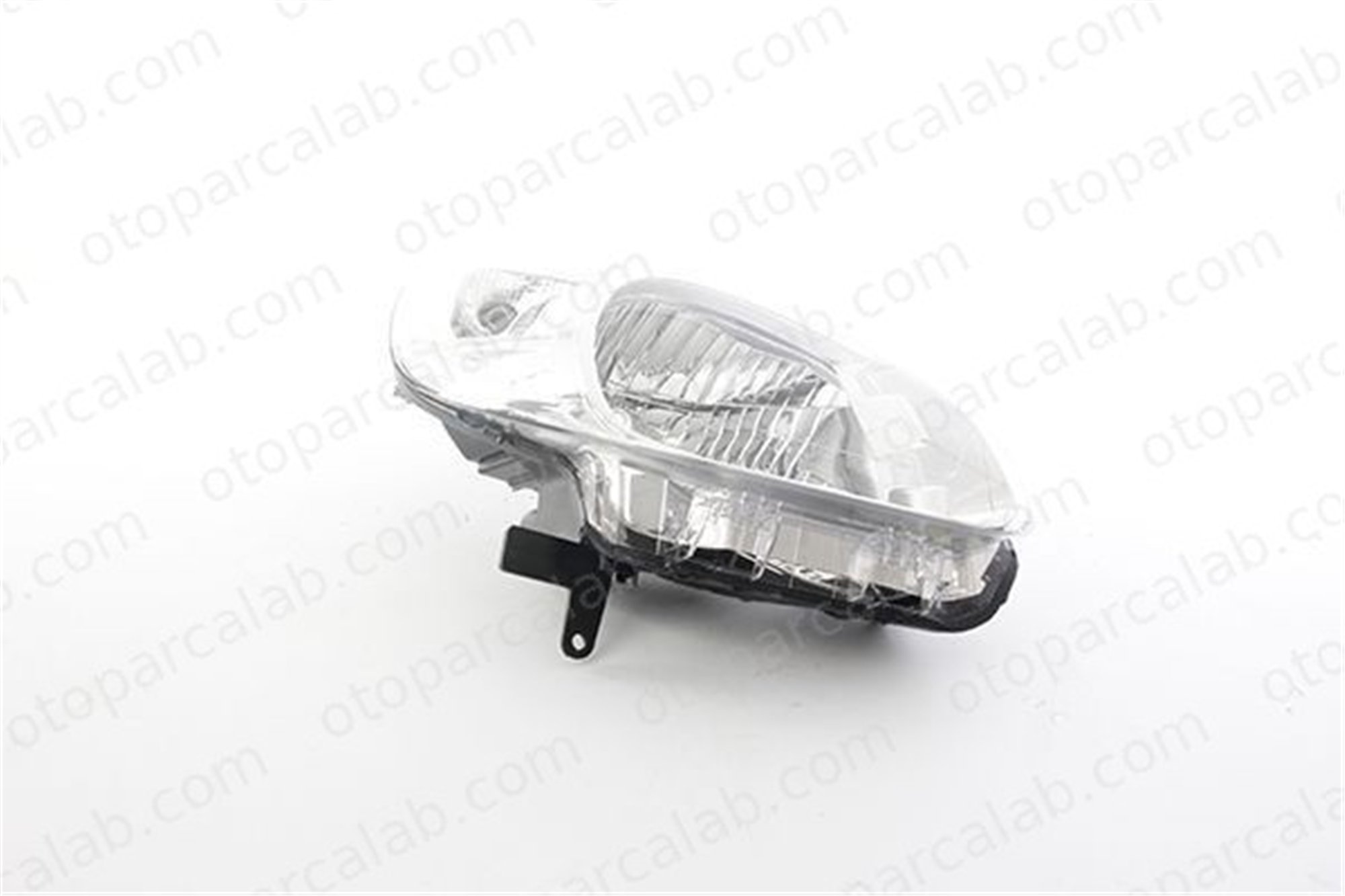 BSG 75-800-065 Far Sağ RENAULT KANGOO / GRAND KANGOO II KANGOO Express 260109958R