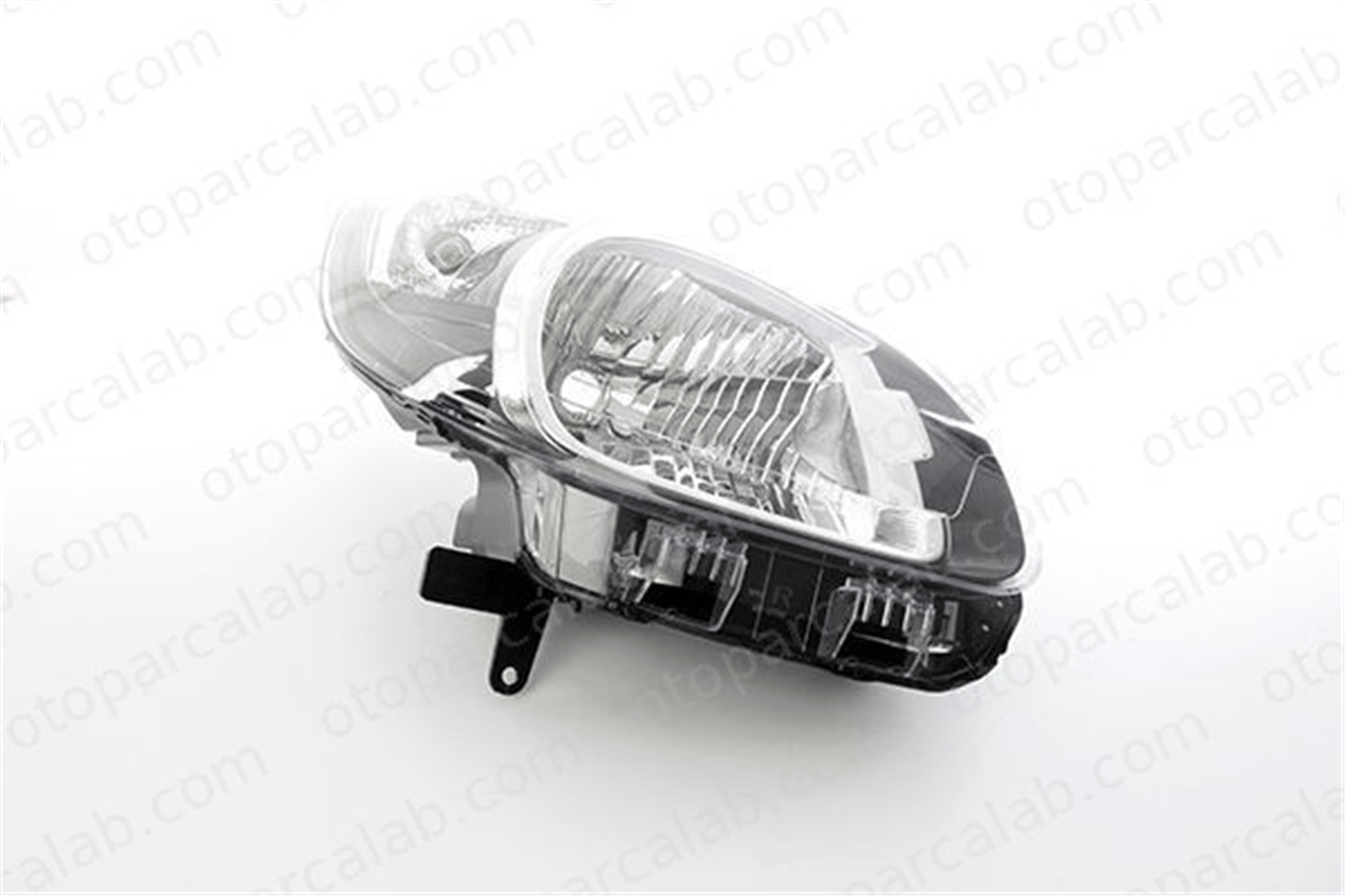 BSG 75-800-071 Far Sağ RENAULT KANGOO / GRAND KANGOO II KANGOO Express 260103948R