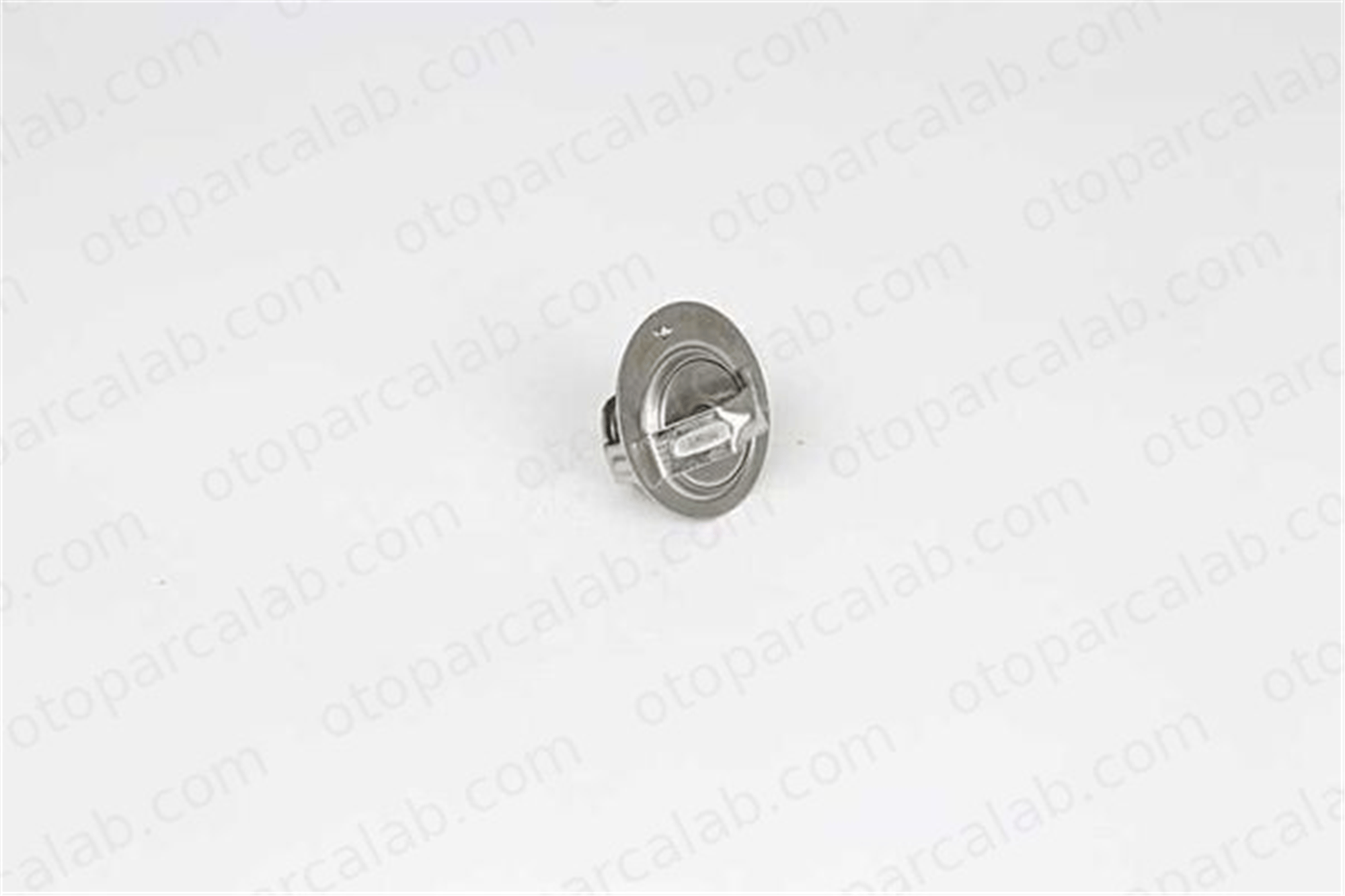 BSG BSG 40-126-005 Termostat 82 °C BSG HYUNDAI PONY / EXCEL Sedan H-1 / STAREX Minibüs/Otobüs 2550024000 2550011200