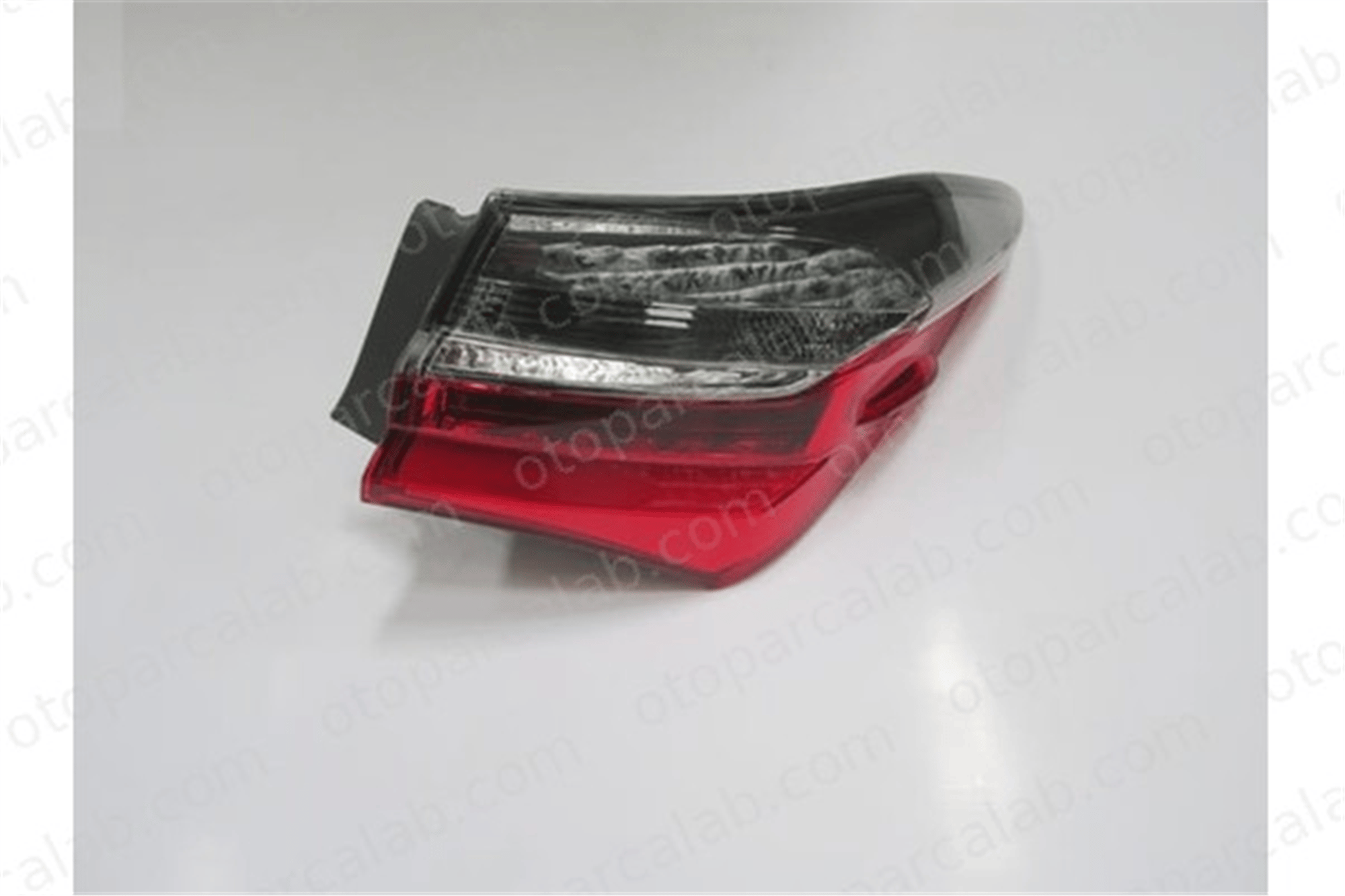 CASP 201-1503 Stop Lambası Dış Sağ TOYOTA COROLLA Sedan 8155002A80