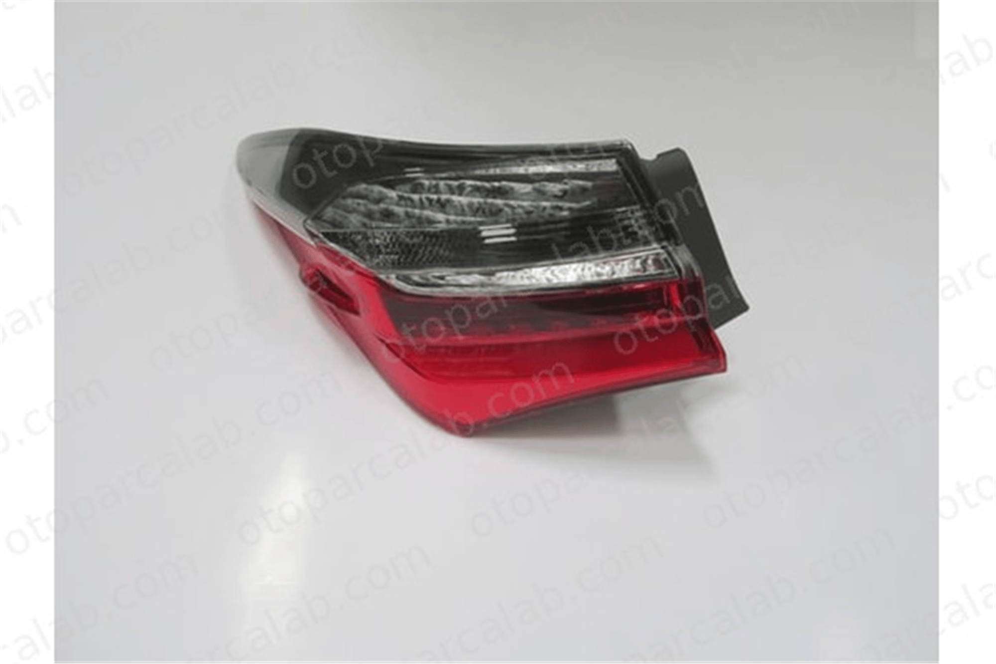 CASP 201-1504 Stop Lambası Dış Sol TOYOTA COROLLA Sedan 8156002A80