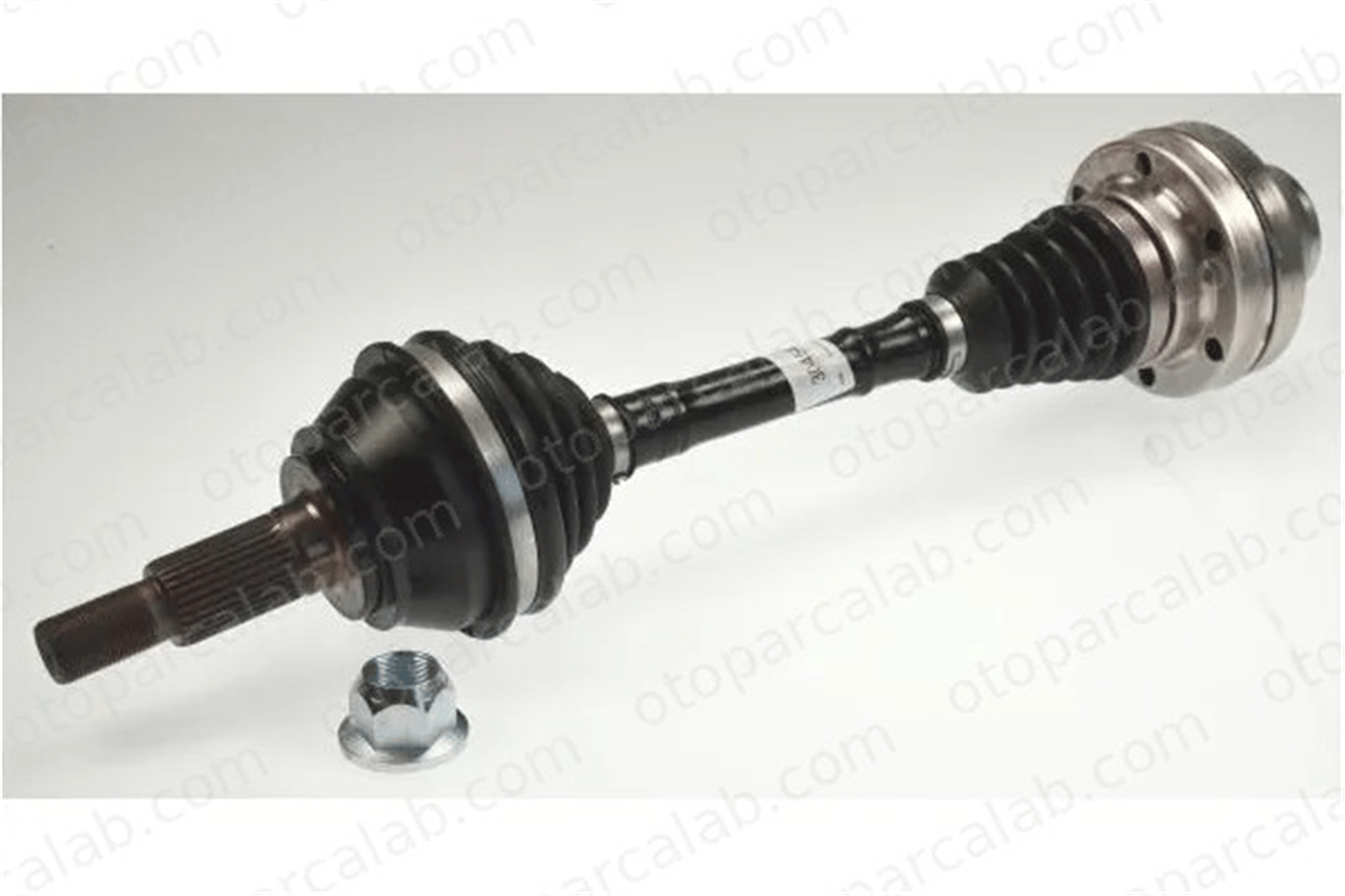 GKN 304545 Aks Komple Ön Sağ veya Sol PORSCHE CAYENNE AUDI Q7 7L0407271F 7L0407271
