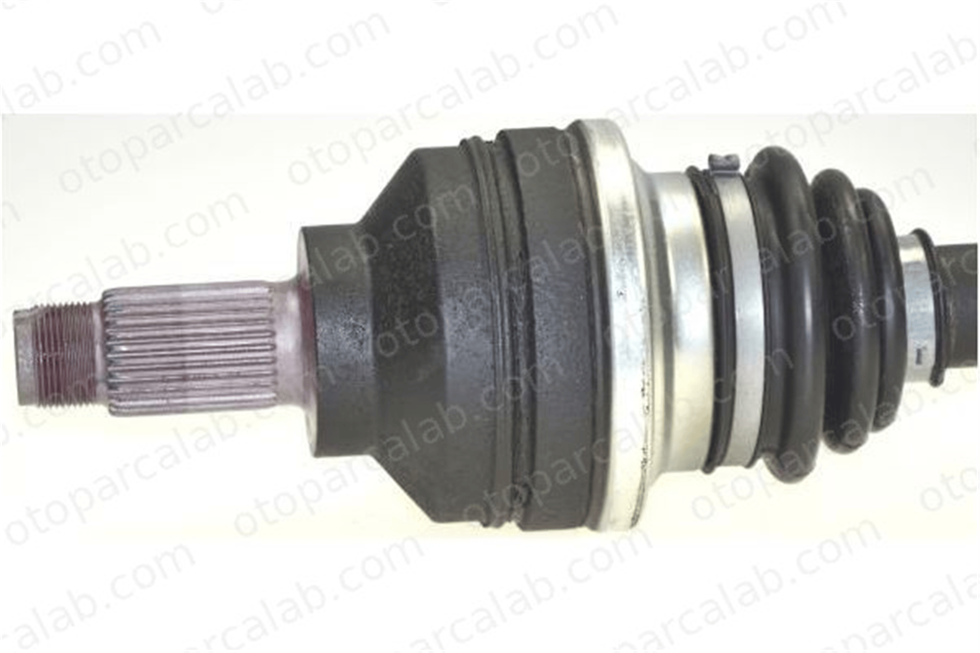 GKN 305244 Aks Komple Arka Sağ veya Sol BMW 5 5 Touring 33211229749 33211229748