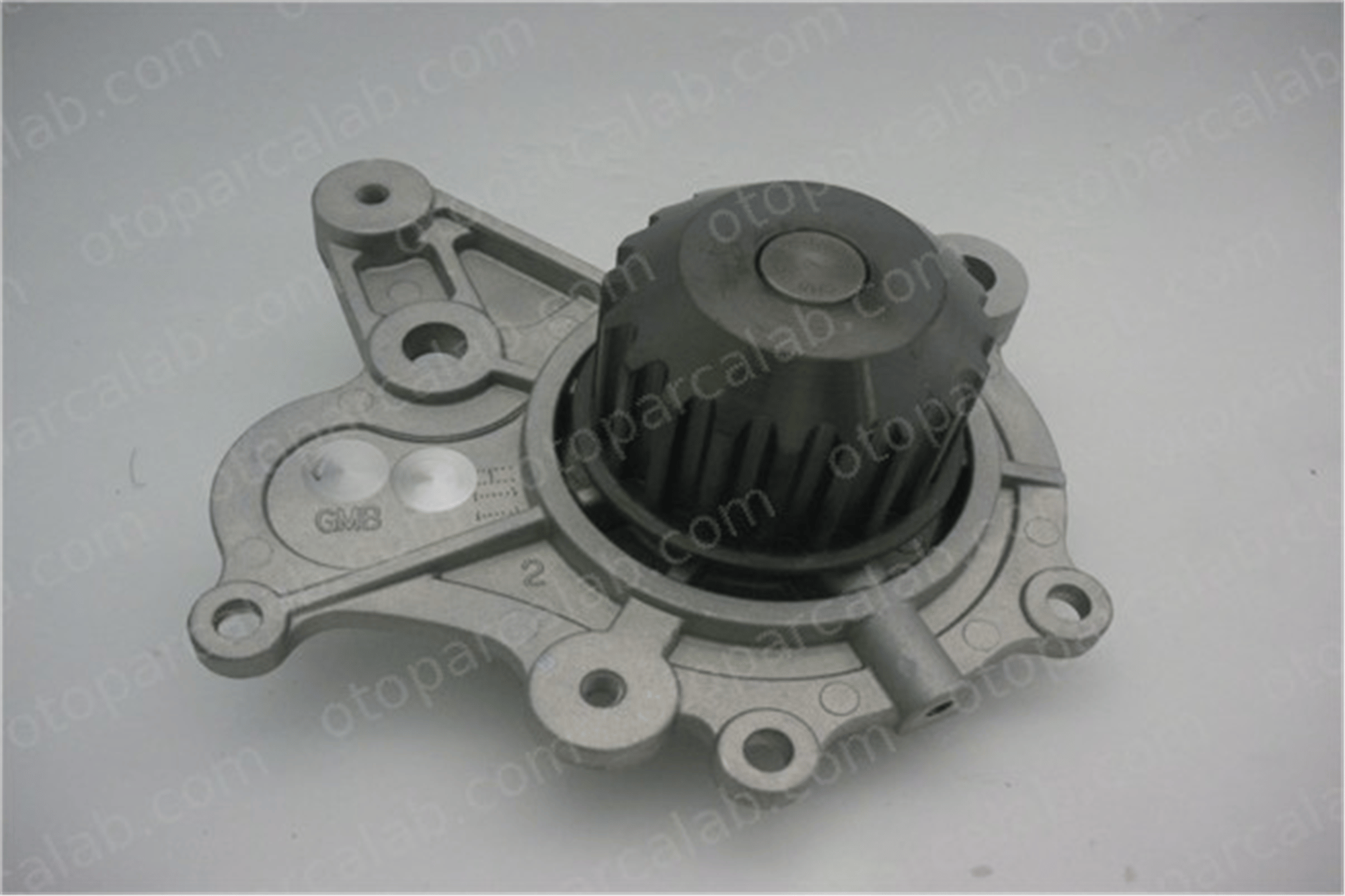 GMB GWHY-20A Devirdaim Su Pompası HYUNDAI SONATA V KIA SPORTAGE II 2510027000 2510027010