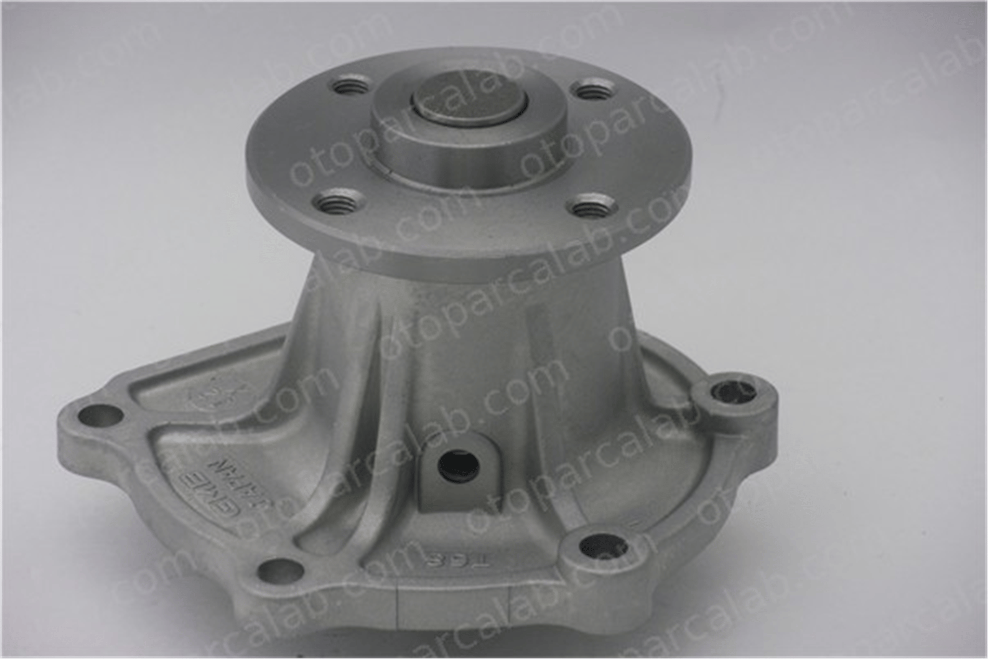GMB GWT-68A Devirdaim Su Pompası TOYOTA STARLET COROLLA Compact 1610019125 1610019135