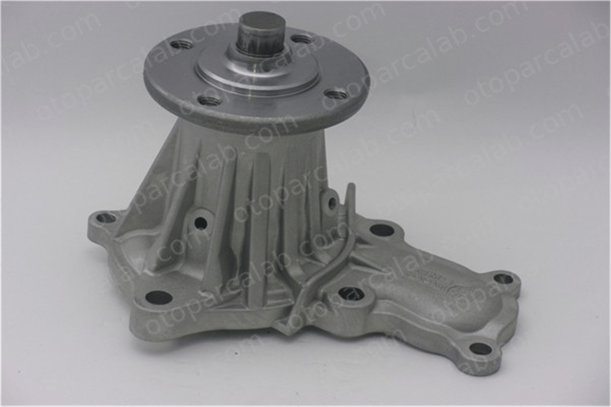 GMB GWT-70A Devirdaim Su Pompası TOYOTA CAMRY CAMRY Station wagon 1610079025 1610079146