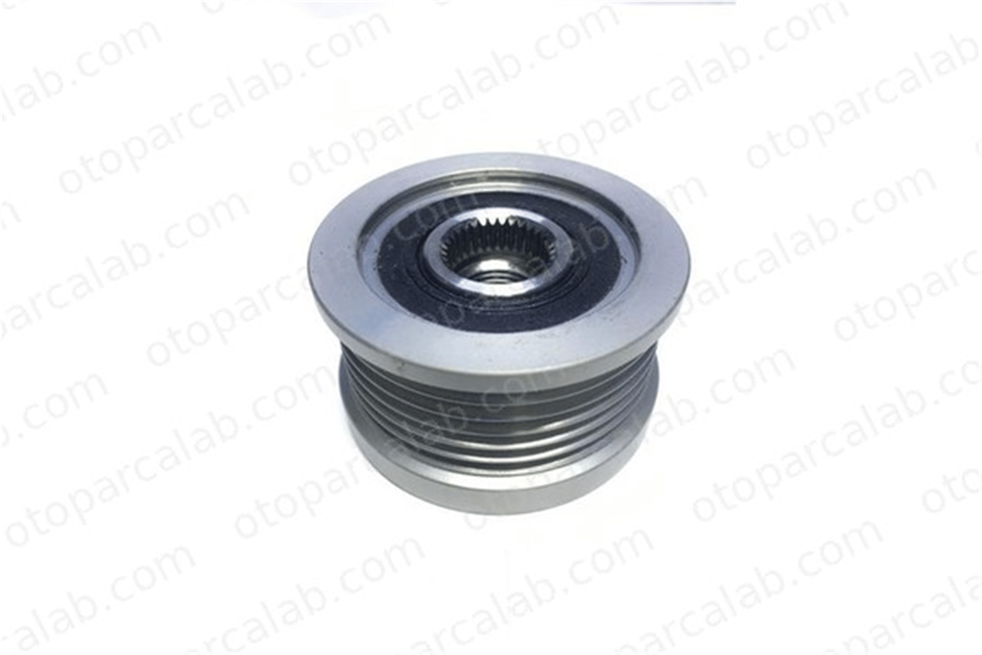 K METAL 28-8071 Alternatör Kasnağı K-METAL 28-8071 BMW 1 3 Touring 535020310 12317802261