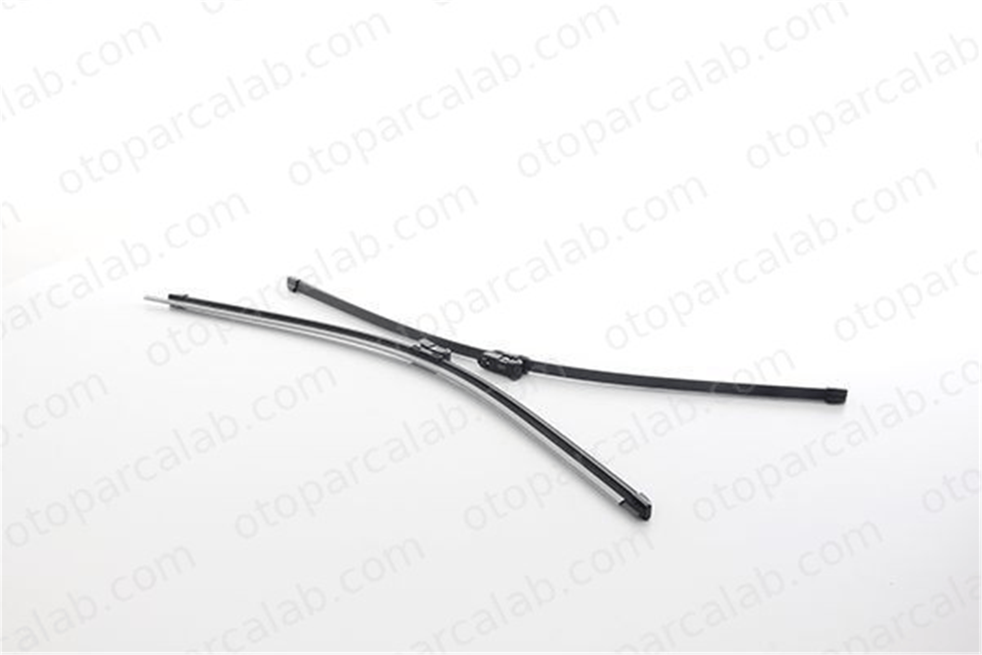 MAGNETI MARELLI 359015016299 Silecek Süpürgesi Ön 680/680 mm - 27/27 inç FORD MONDEO V Hatchback MONDEO V Turnier 5318074 5318073