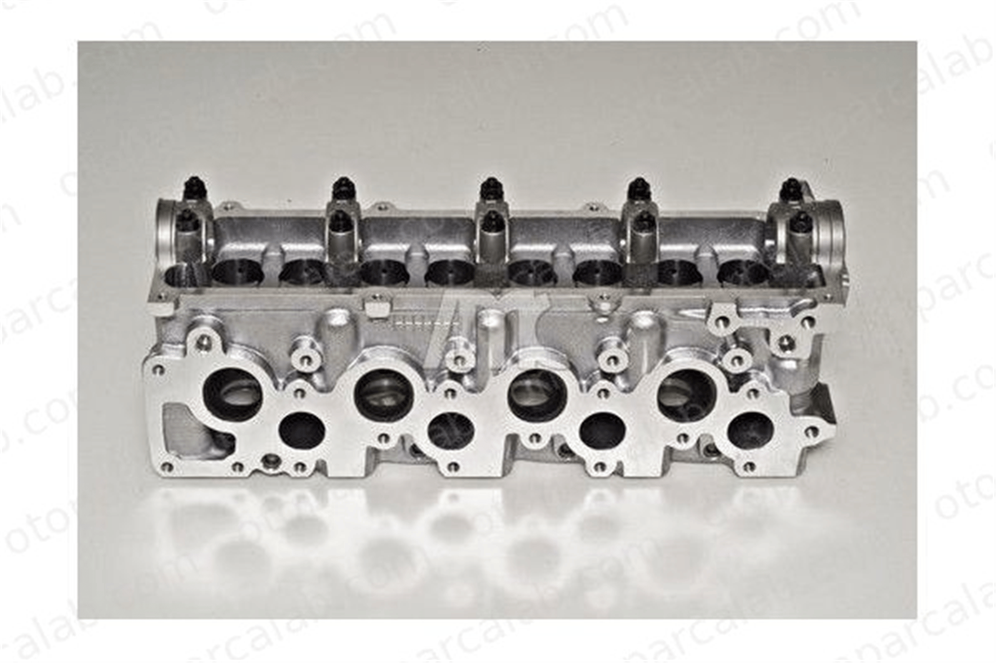 MGA 60303 Silindir Kapağı SUZUKI VITARA MAZDA 626 III R2L110100D 908741