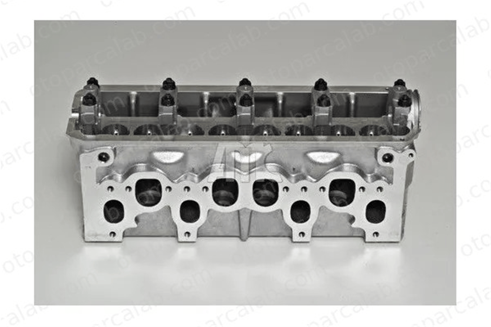 MGA 60932 Silindir Kapağı SEAT CORDOBA TOLEDO I 28103351M 908055