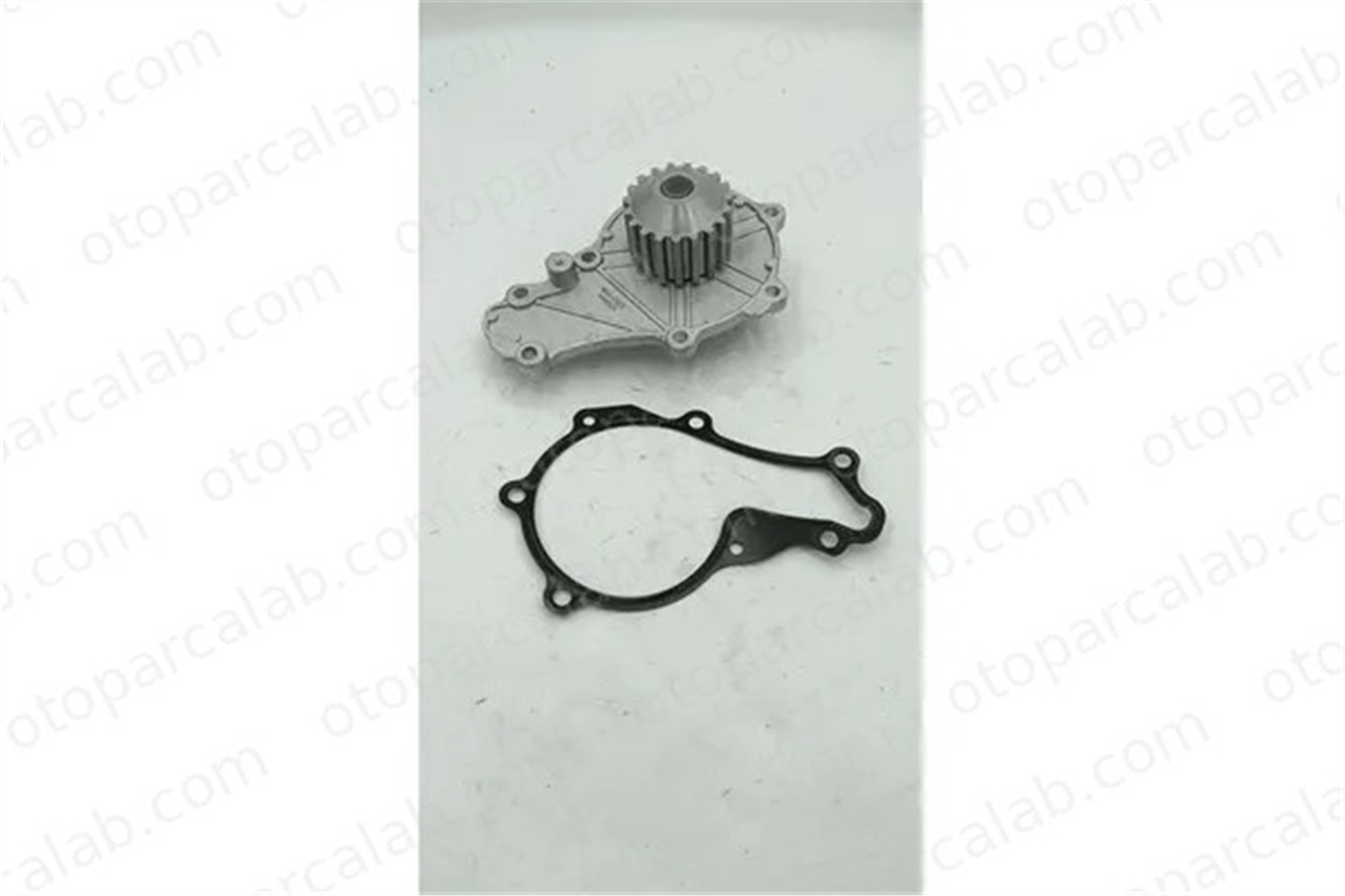 MGA 65222 Devirdaim Su Pompası PEUGEOT PARTNER Kasa/büyük limuzin FORD FOCUS II Turnier 3M5Q8591CA 11317805960