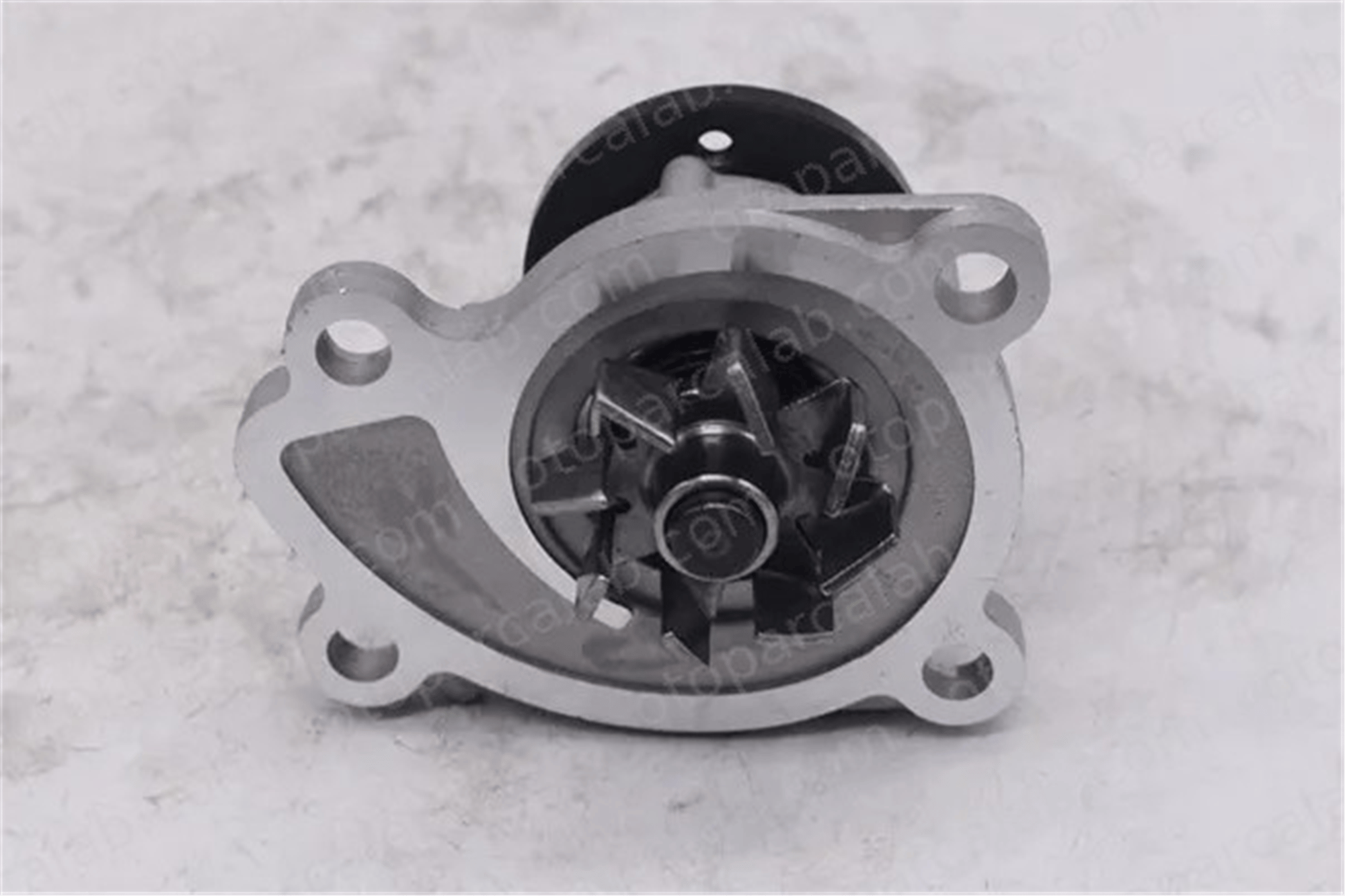 MGA 65323 Devirdaim Su Pompası DACIA DUSTER NISSAN JUKE 210108030R 210100906R