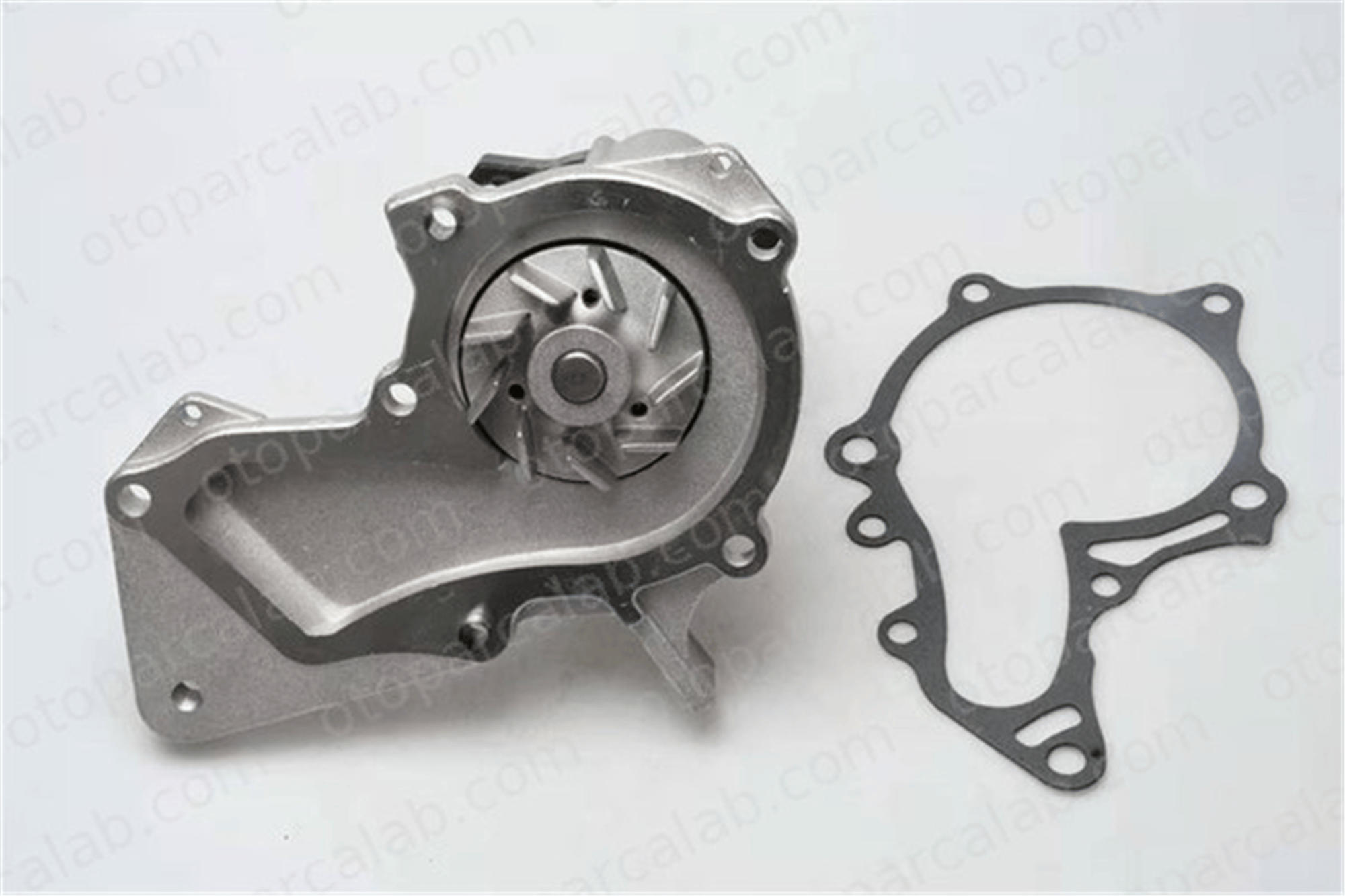 MGA 65427 Devirdaim Su Pompası FORD KUGA II KUGA II VAN DS7G8591AA 1801313