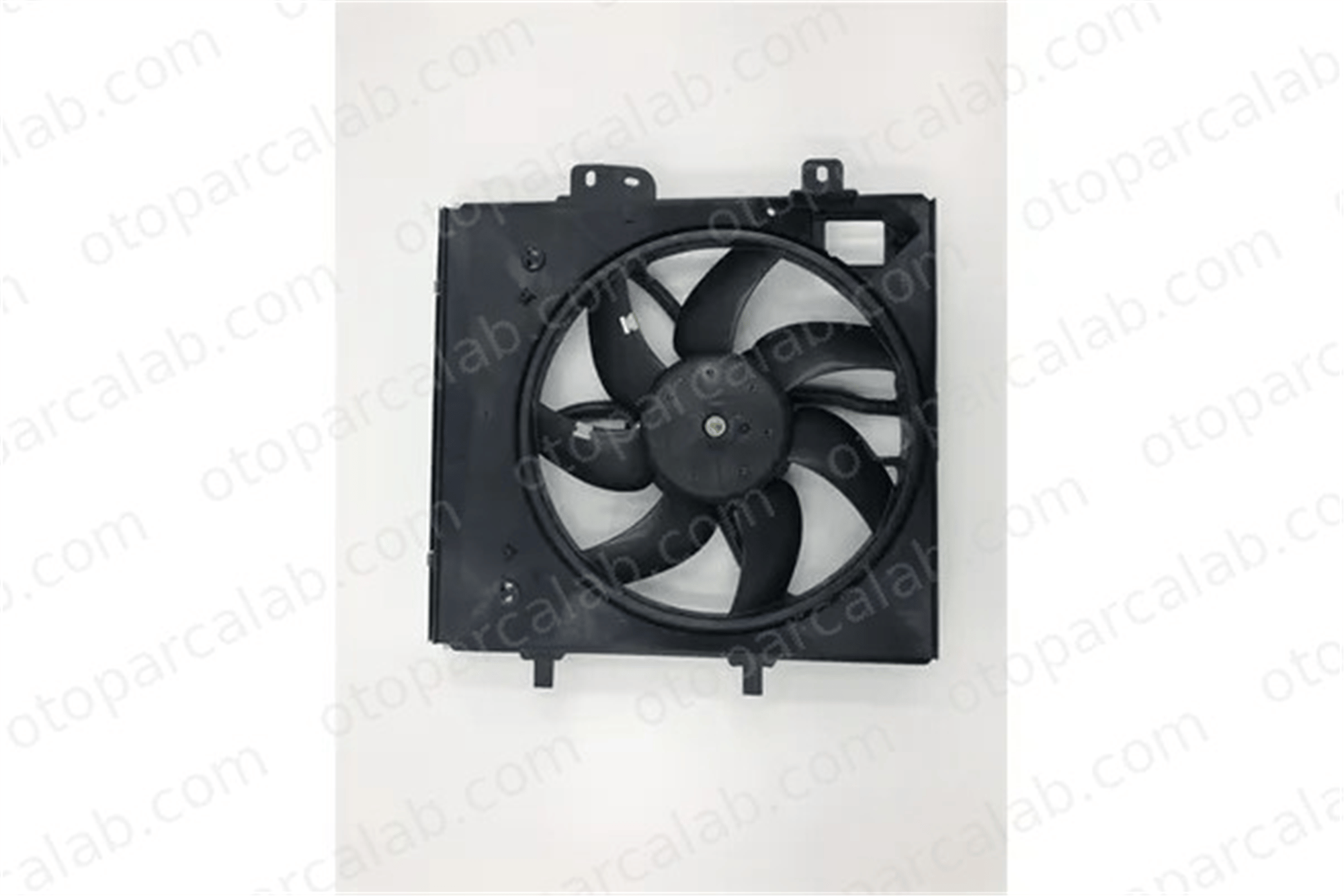 MGA 83165 Radyatör Fan ve Motoru CITROËN DS3 C3 II 1253H6 1253P8