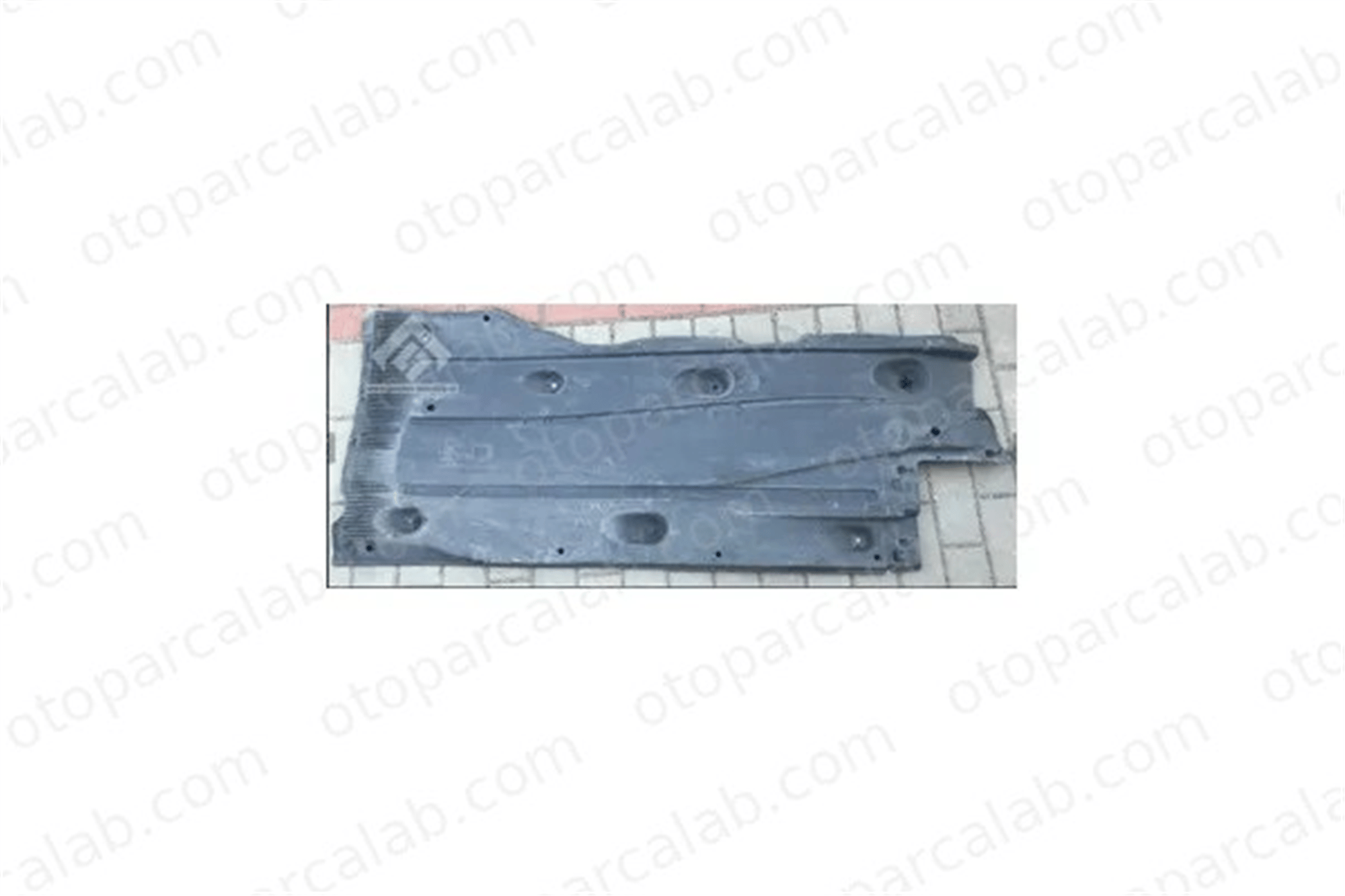 PRO A 294779 Motor Alt Muhafaza Sol PRO-A 294779 VW GOLF VII SEAT LEON ST 5Q0825201AE 5Q0825201AH