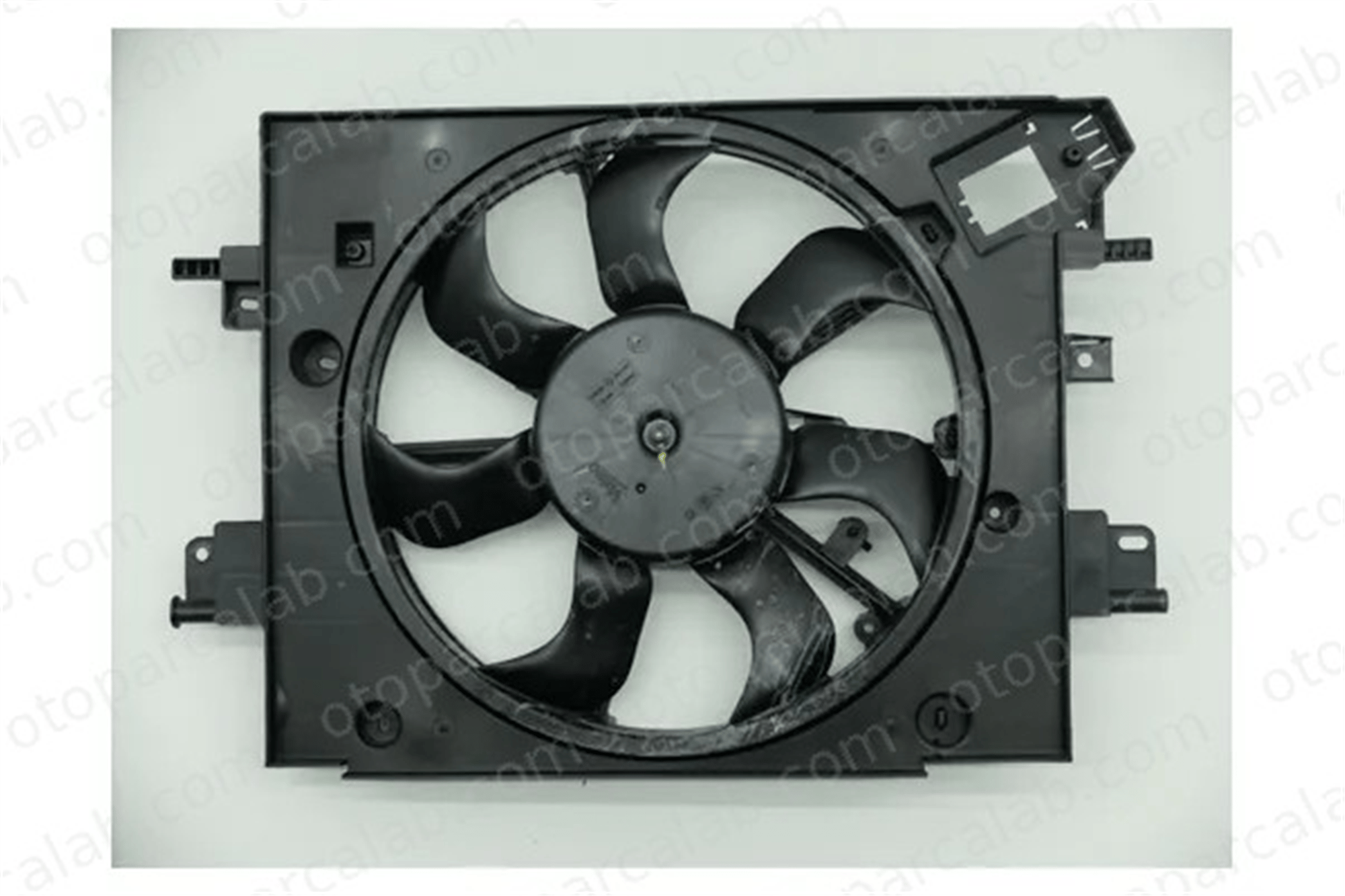 RENAULT ORJINAL 214811626R Radyatör Fan ve Motoru DACIA DUSTER DUSTER Kasa/SUV 214811626R 214814130R
