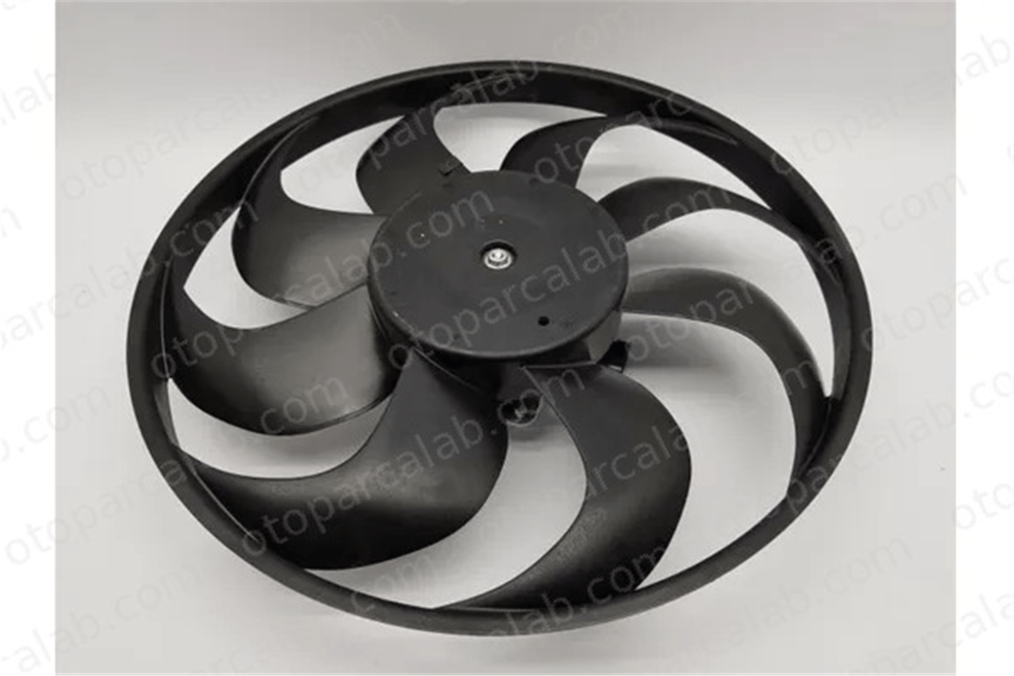 RENAULT ORJINAL 214816703R Radyatör Fan ve Motoru RENAULT CLIO IV DACIA LODGY 214816703R 214753416R