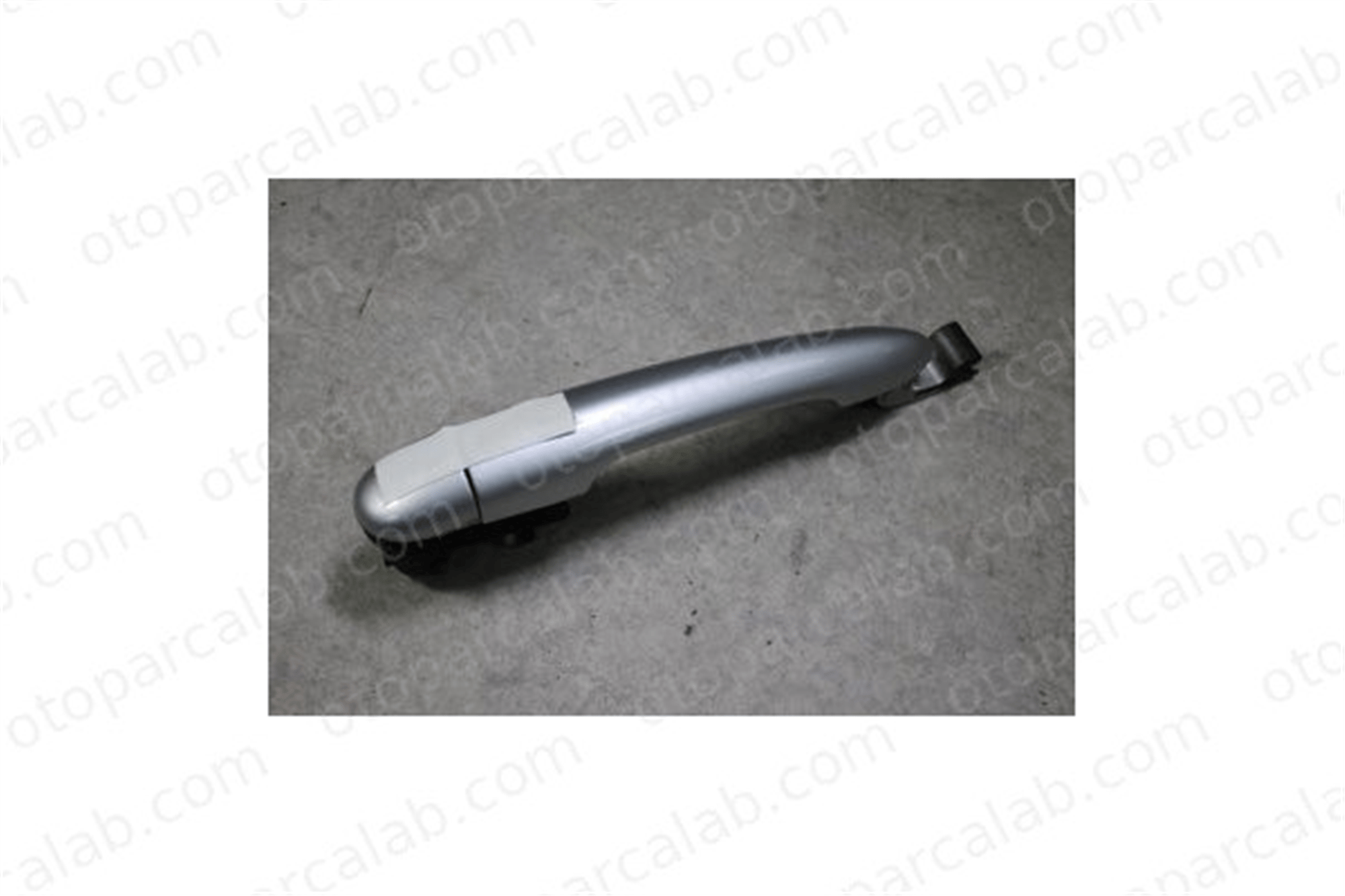 RENAULT ORJINAL 806070046R Kapı Kolu Ön veya Arka Dış Sağ veya Sol RENAULT CLIO III CLIO III Grandtour
