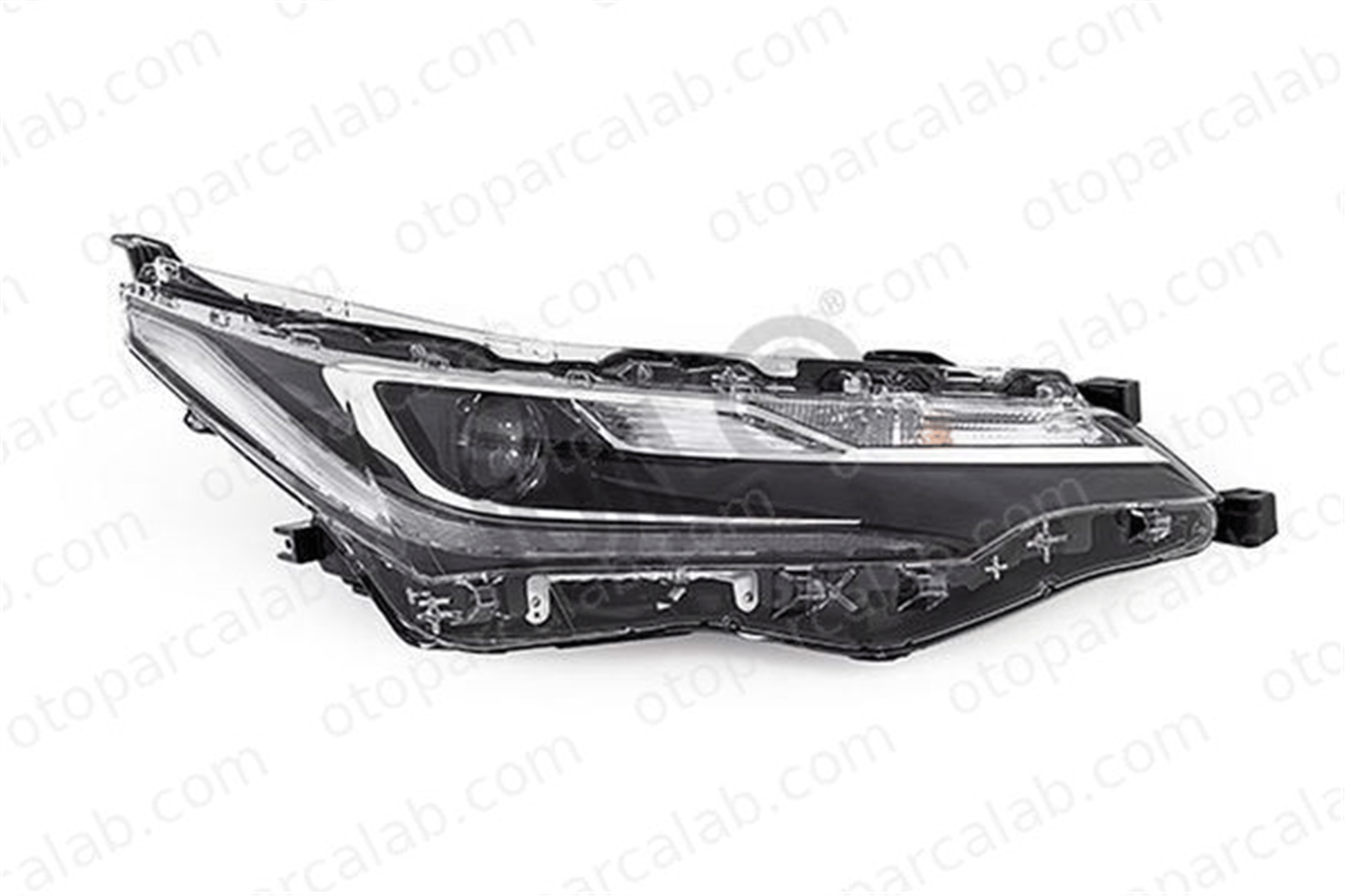 ULO 2016012 Far Sağ TOYOTA COROLLA Sedan 8111002L70