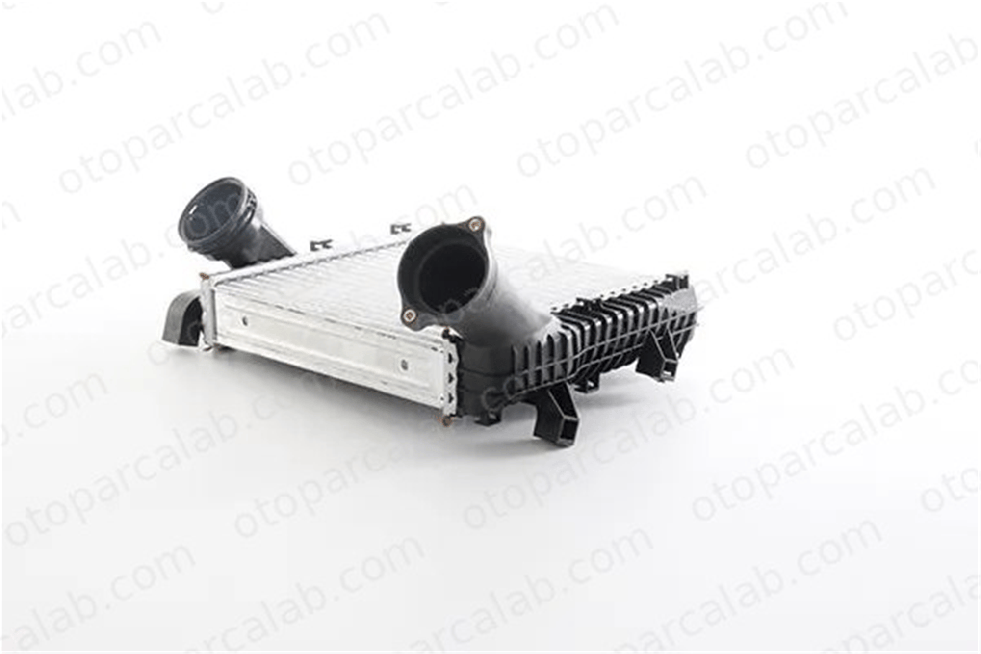 VEKA 42-4426 Turbo Radyatörü PORSCHE CAYENNE AUDI Q7 7L0145803A 7L0145803