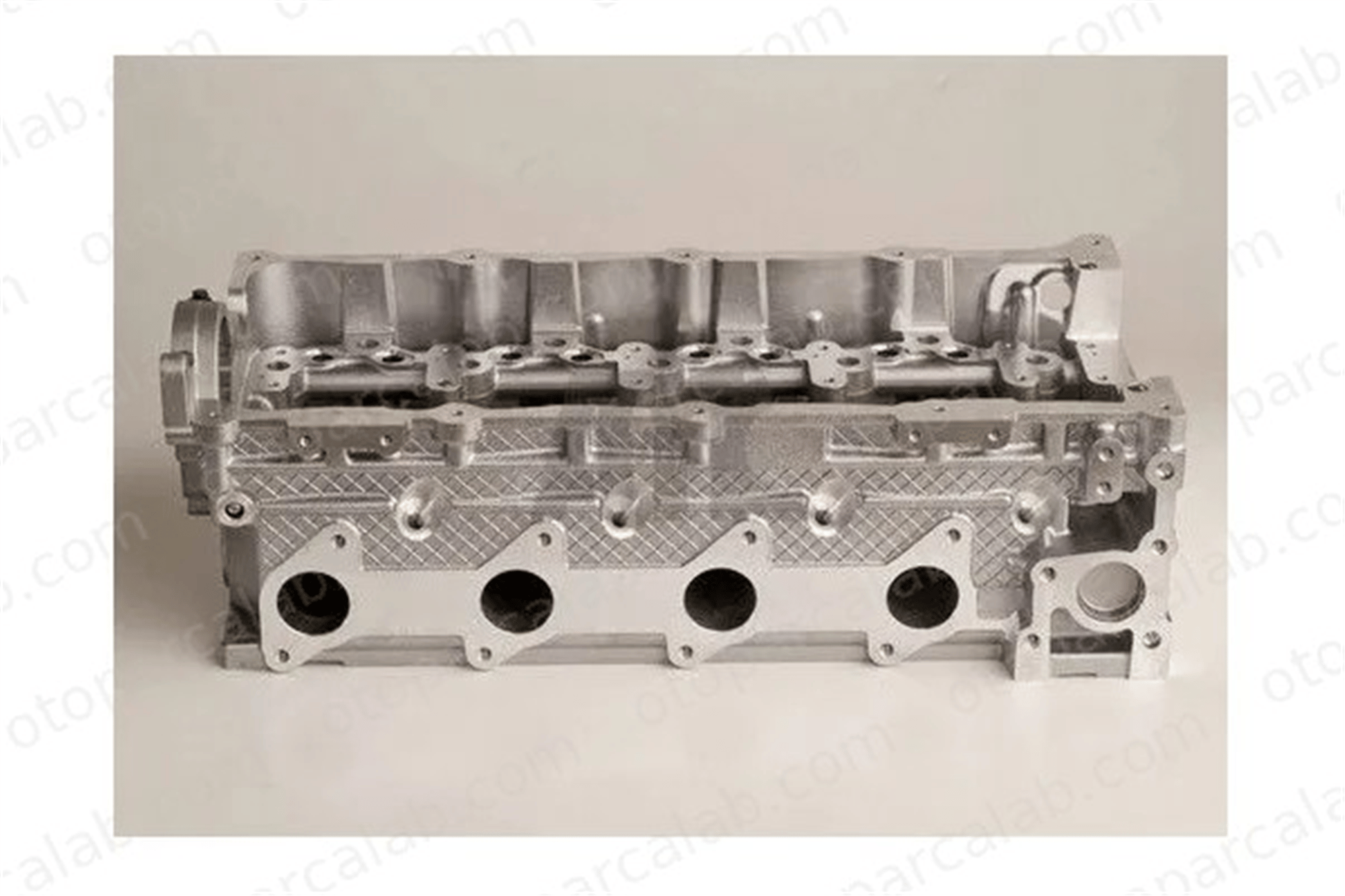 ZEGEN ZCH1009 Silindir Kapağı HYUNDAI H-1 / STAREX Minibüs/Otobüs H-1 Cargo 221004A210 221004A250