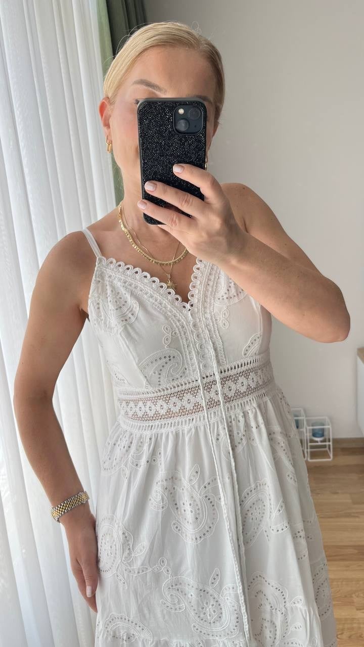 Bella Elbise