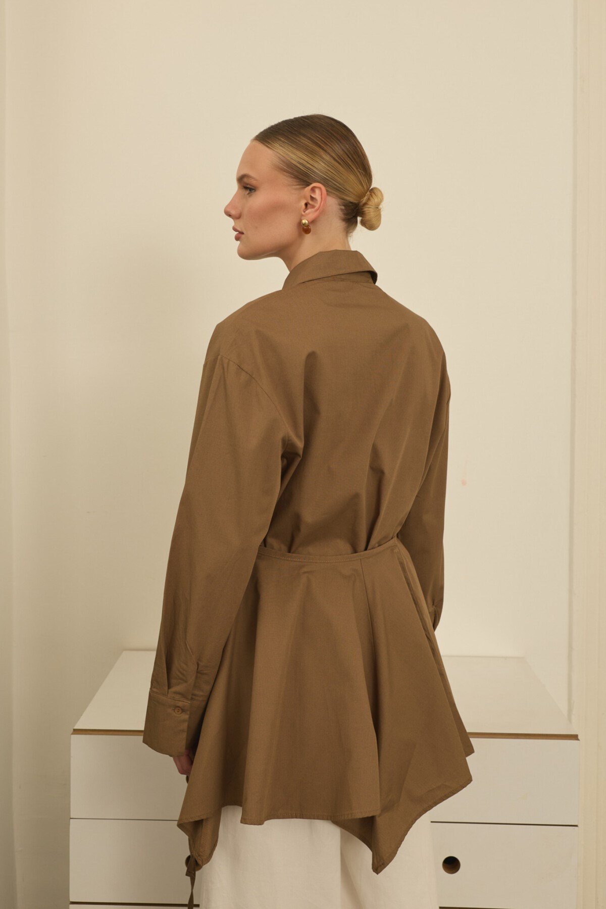 Haki Bel Aksesuarlı Gömlek