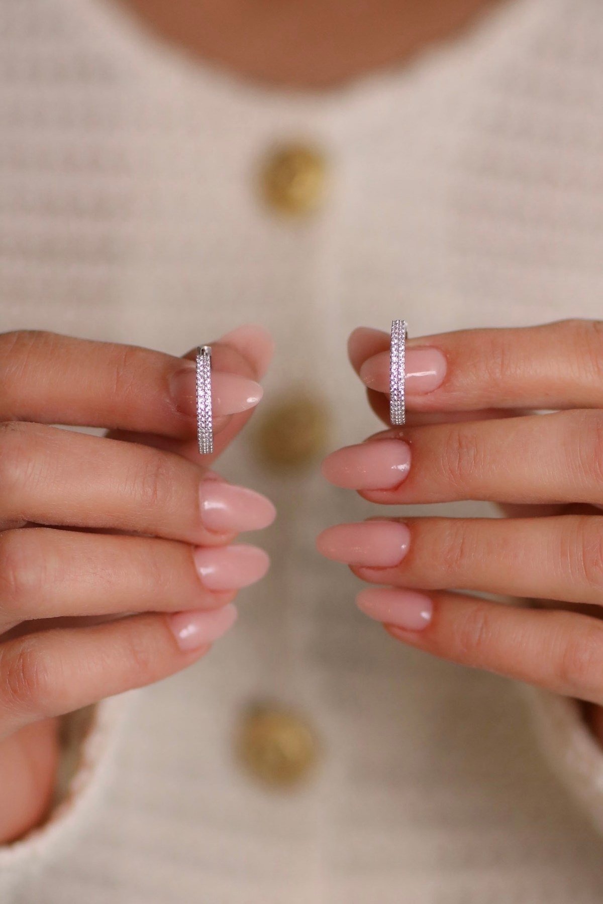 925 Ayar Gümüş 2 Sıra Taşlı Kadın Gümüş Küpe (22MM) (3MM)