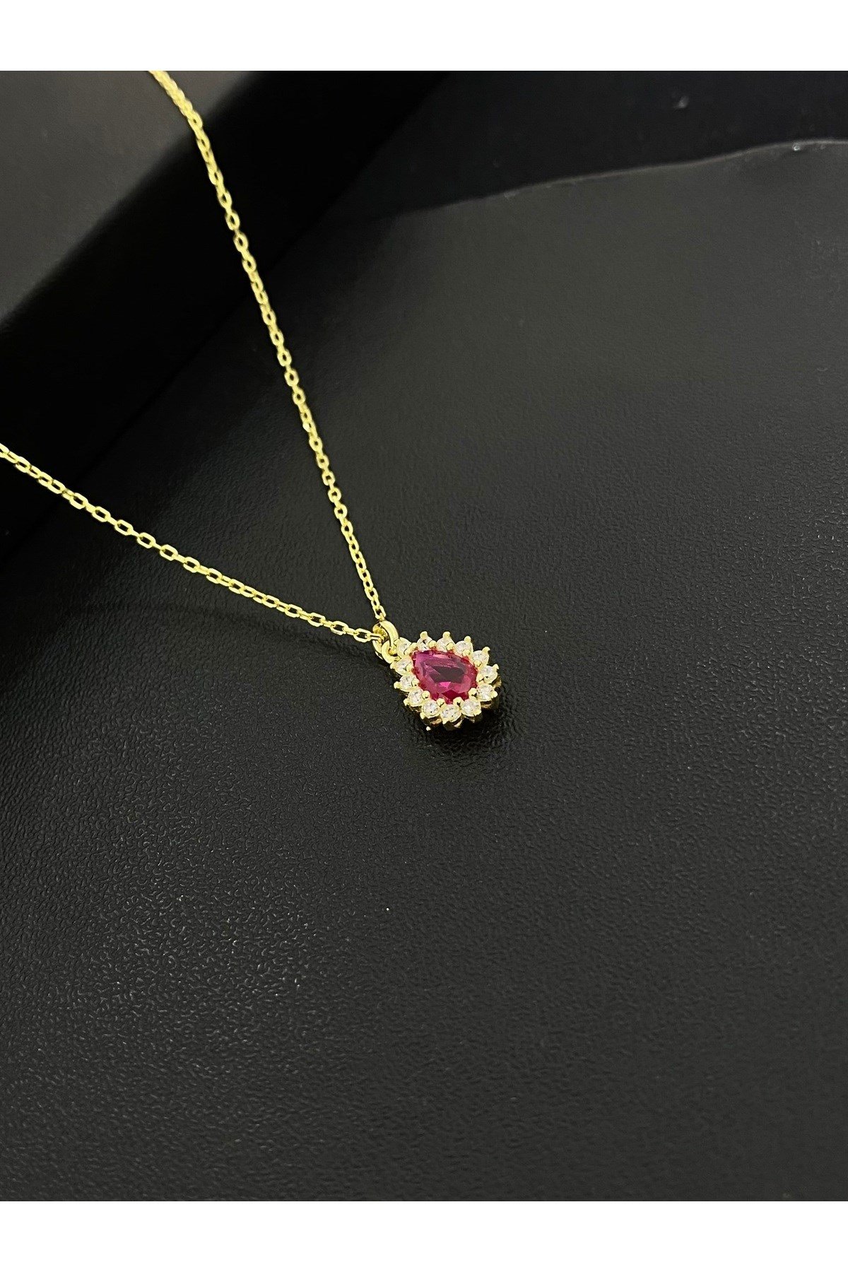 925 Ayar Gümüş Altın Yaldızlı Kırmızı Damla Modeli Kadın Gümüş Kolye (40+5CM) (Gold)