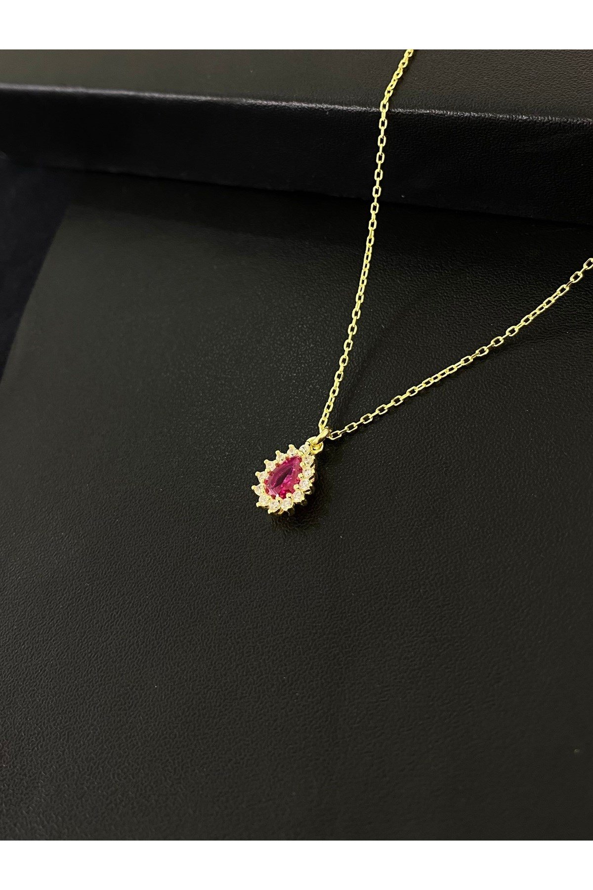 925 Ayar Gümüş Altın Yaldızlı Kırmızı Damla Modeli Kadın Gümüş Kolye (40+5CM) (Gold)
