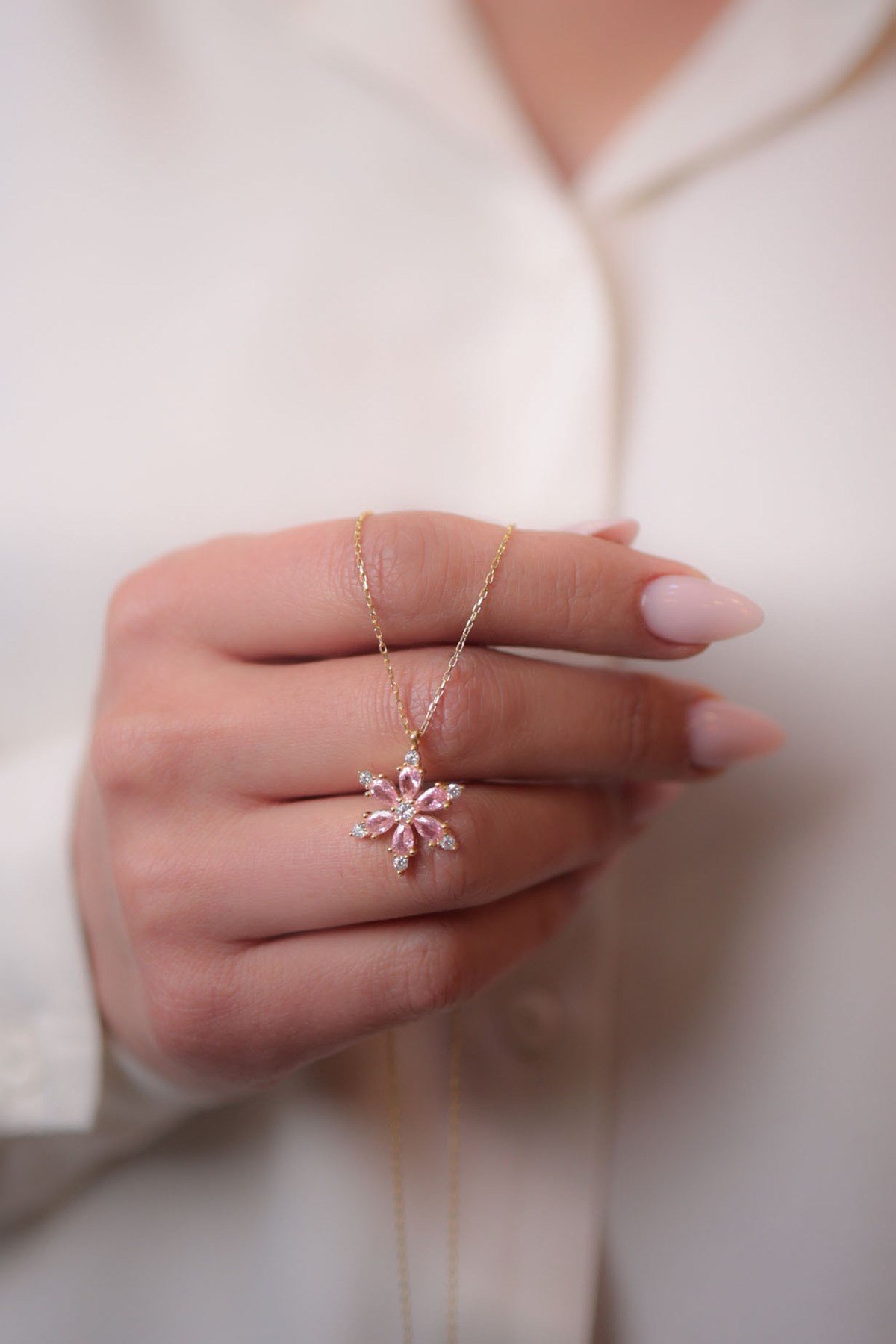 925 Ayar Gümüş Altın Yaldızlı Pembe Lotus Çiçeği Kadın Gümüş Kolye (40+5CM) (Gold)