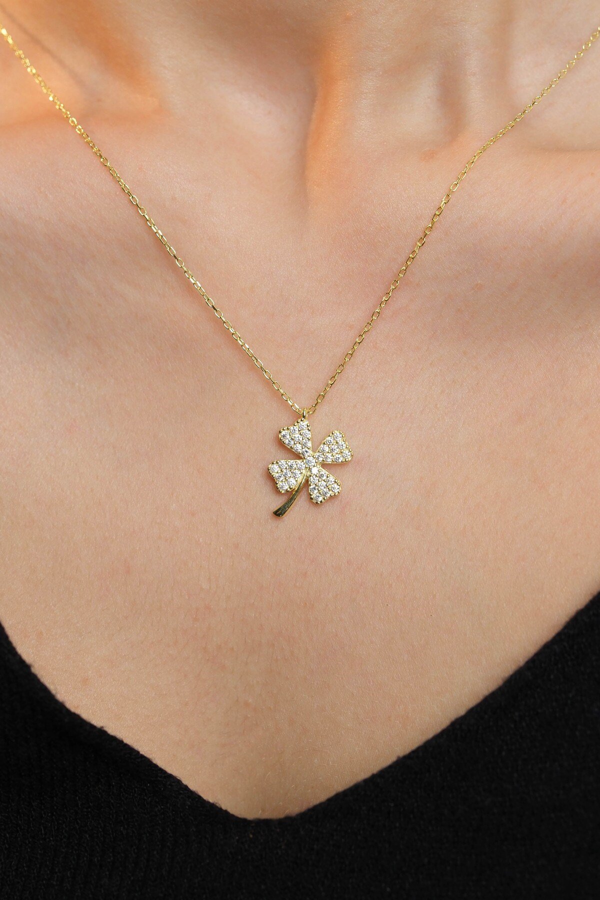 925 Ayar Gümüş Altın Yaldızlı Yonca Modeli Kadın Gümüş Kolye (40+5CM) (Gold)