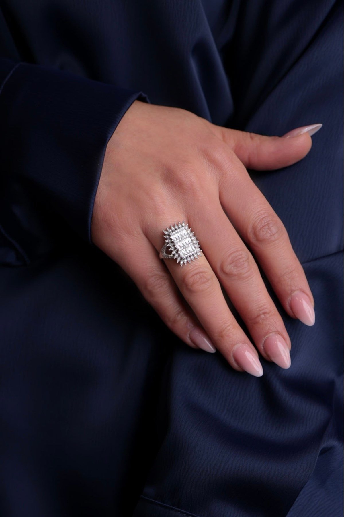 925 Ayar Gümüş Baget Kadın Yüzük