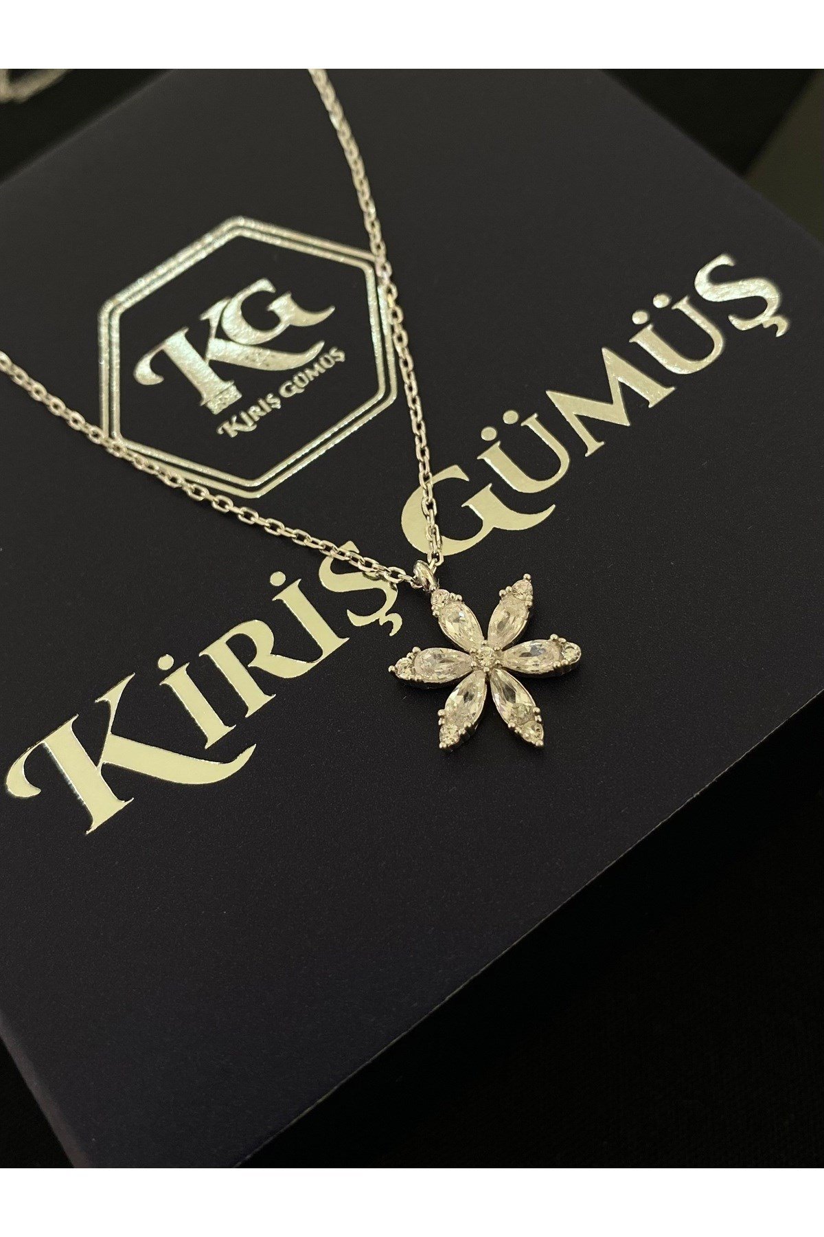 925 Ayar Gümüş Çiçek Kadın Gümüş Kolye (40+5CM)