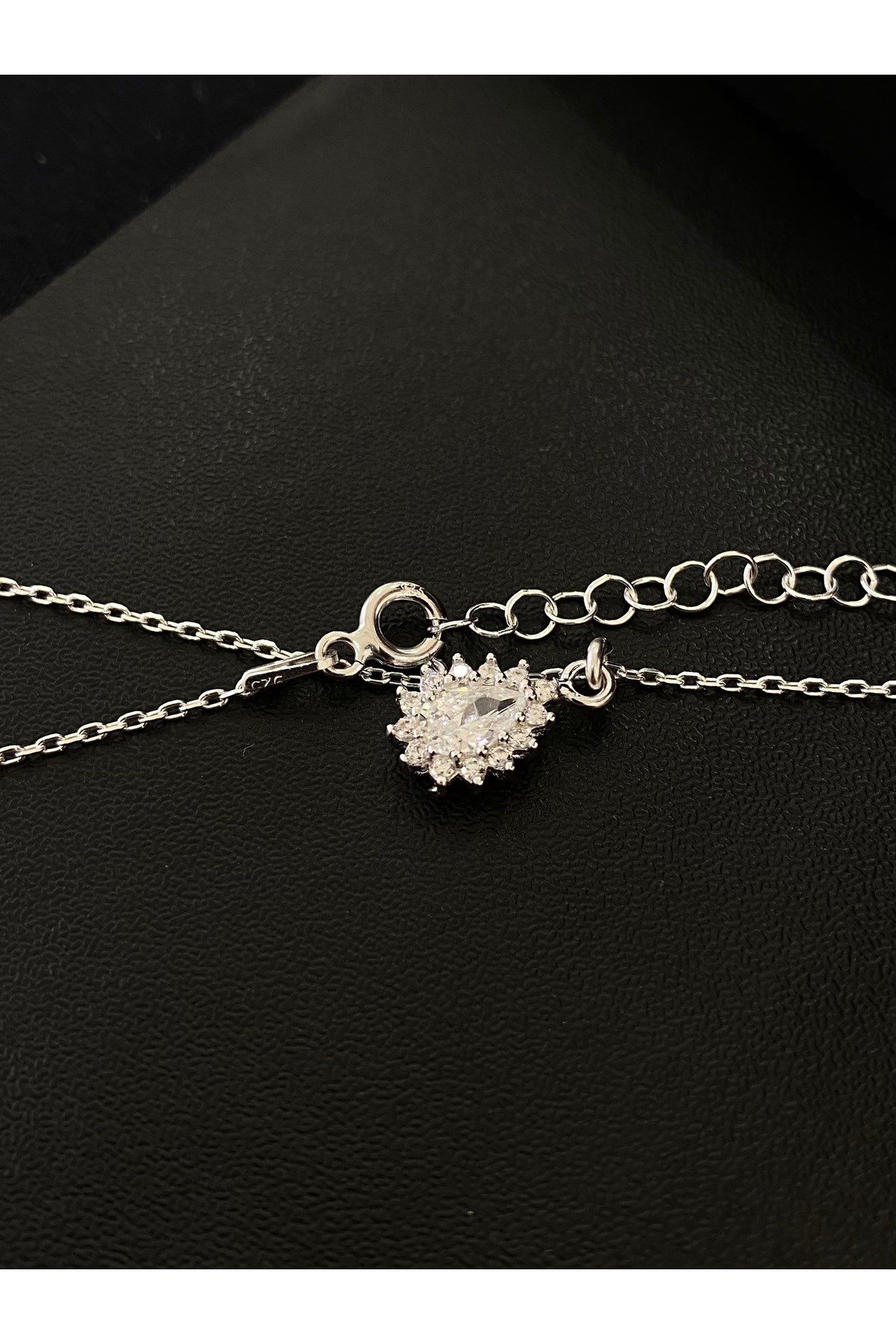 925 Ayar Gümüş Damla Modeli Kadın Kolye (40+5CM)