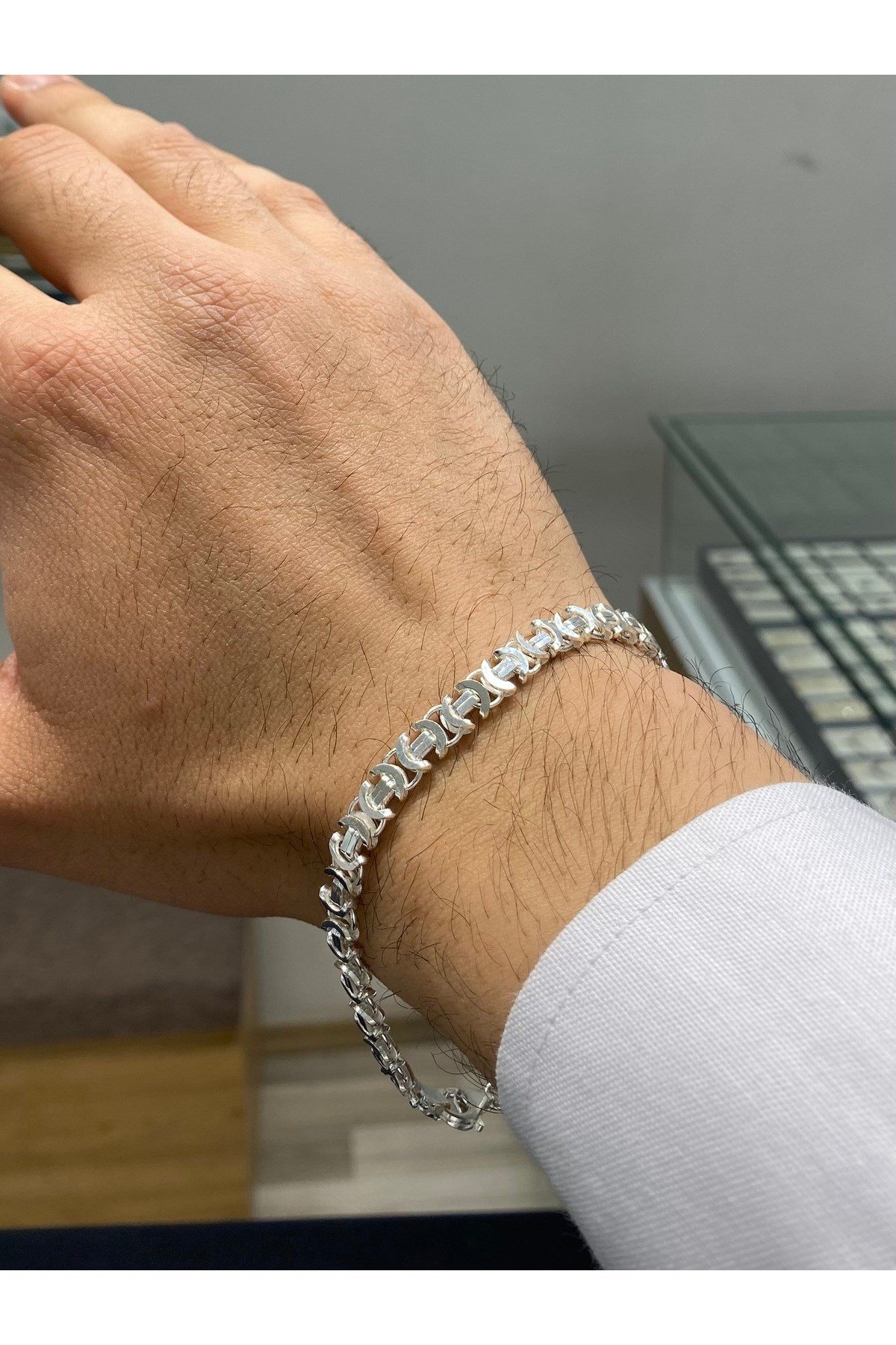 925 Ayar Gümüş Euro Kral Modeli Erkek Gümüş Bileklik (6.2 MM)