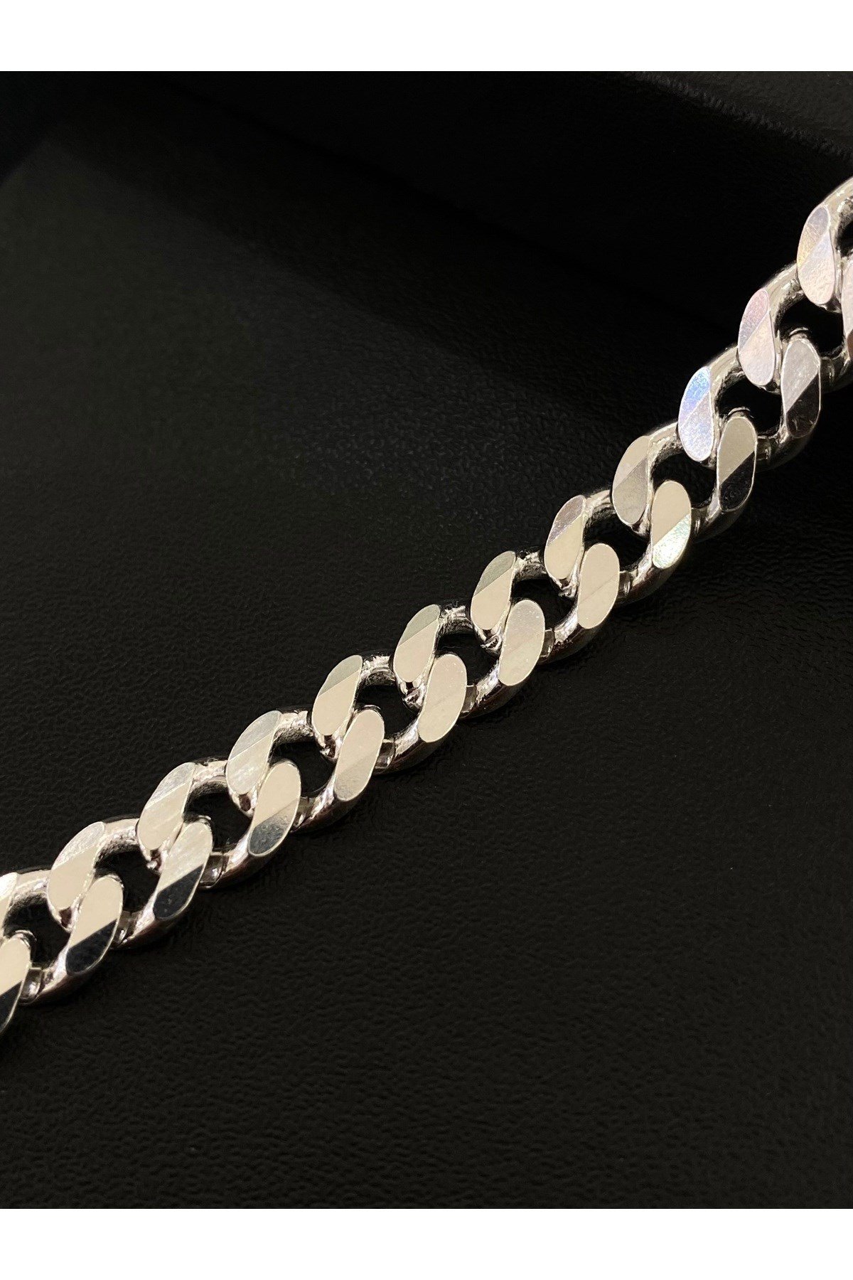 925 Ayar Gümüş Gurmet Modeli Erkek Gümüş Bileklik (8MM)
