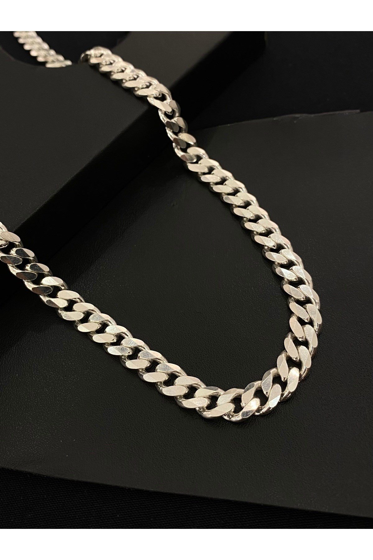925 Ayar Gümüş Gurmet Modeli Erkek Gümüş Zincir Kolye (7.5 MM Kalınlığında)