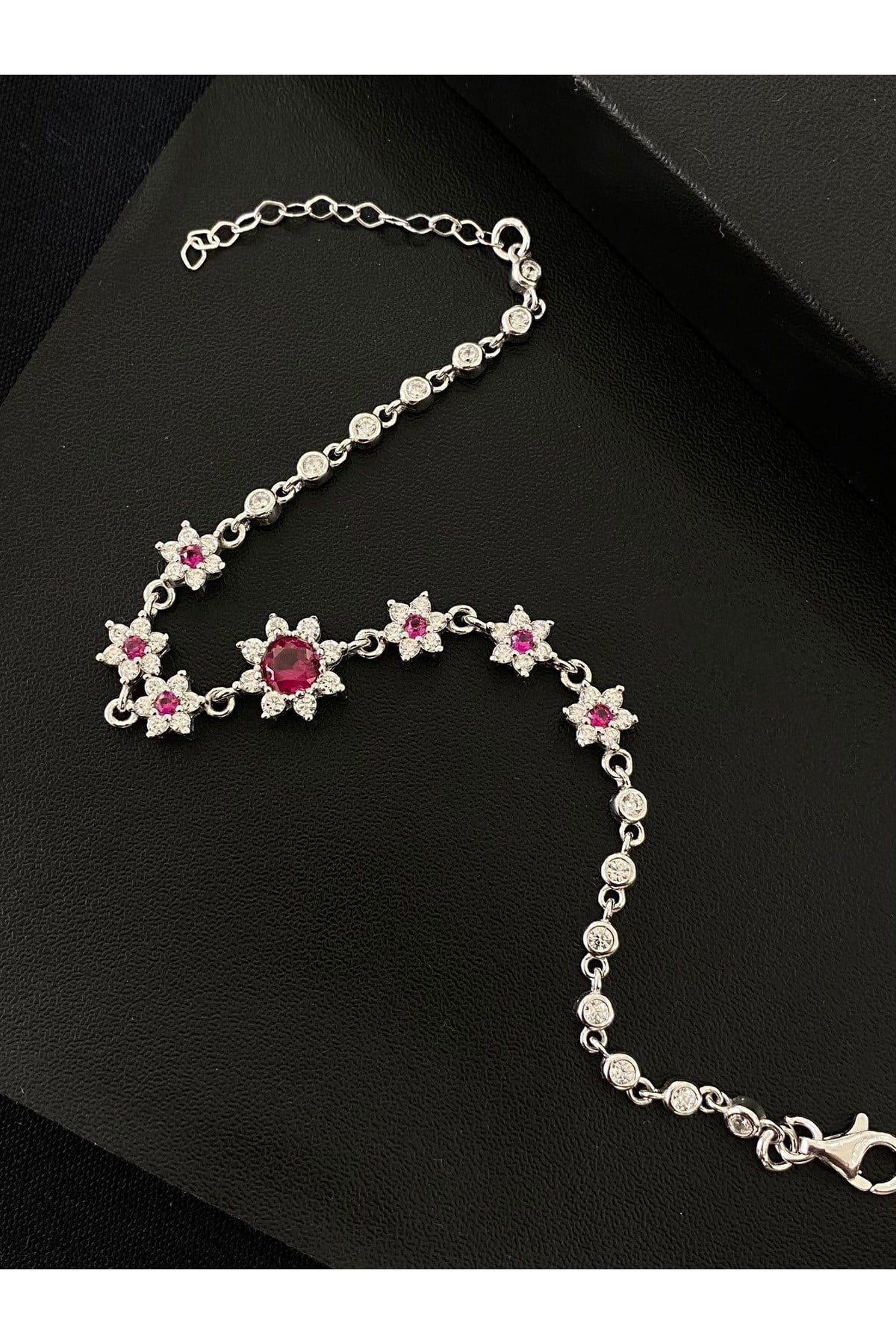 925 Ayar Gümüş Kırmızı Lotus Çiçeği Aşk Güneşi Kadın Gümüş Bileklik (17+3CM)
