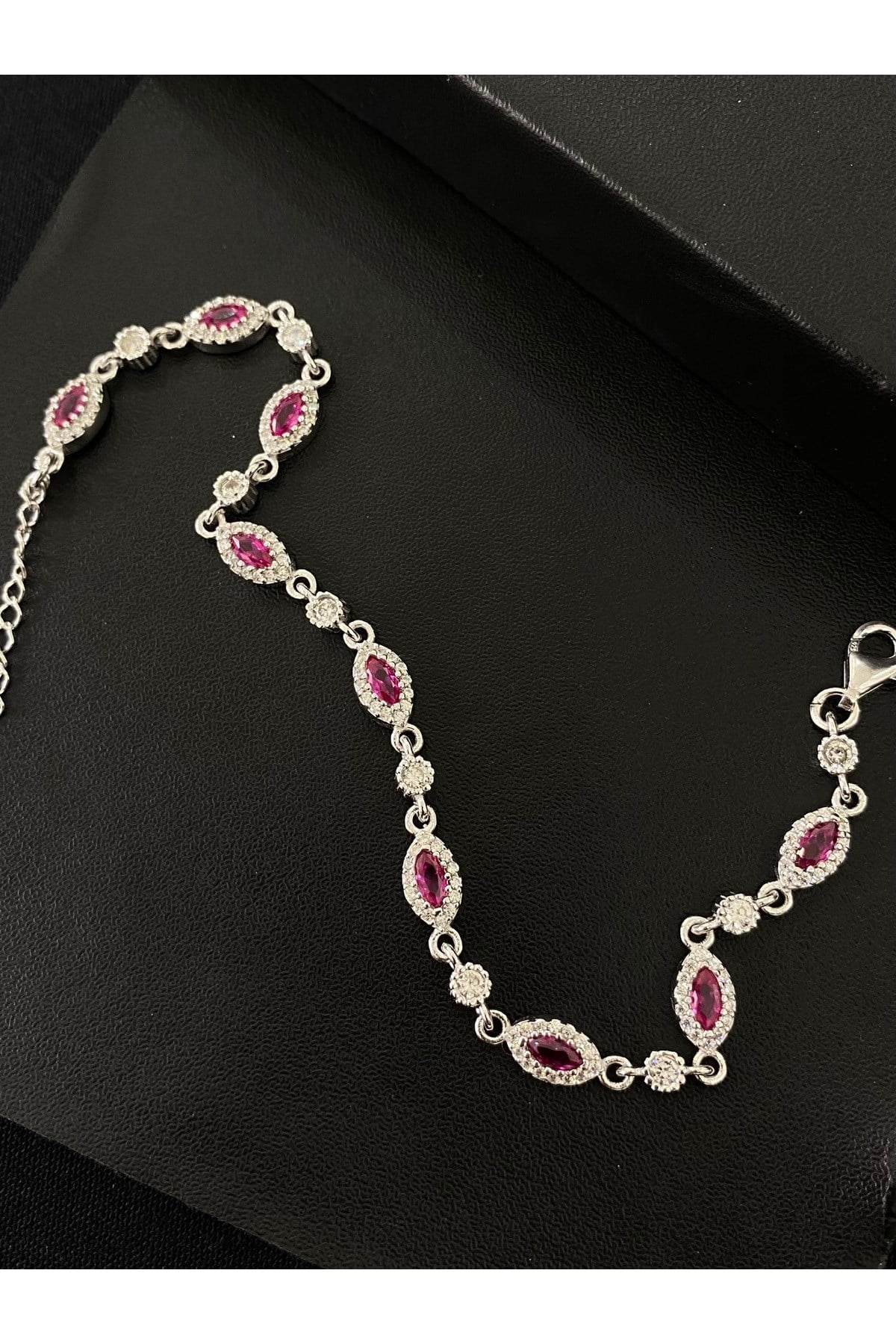 925 Ayar Gümüş Kırmızı Tamtur Kadın Gümüş Bileklik (17+3CM)